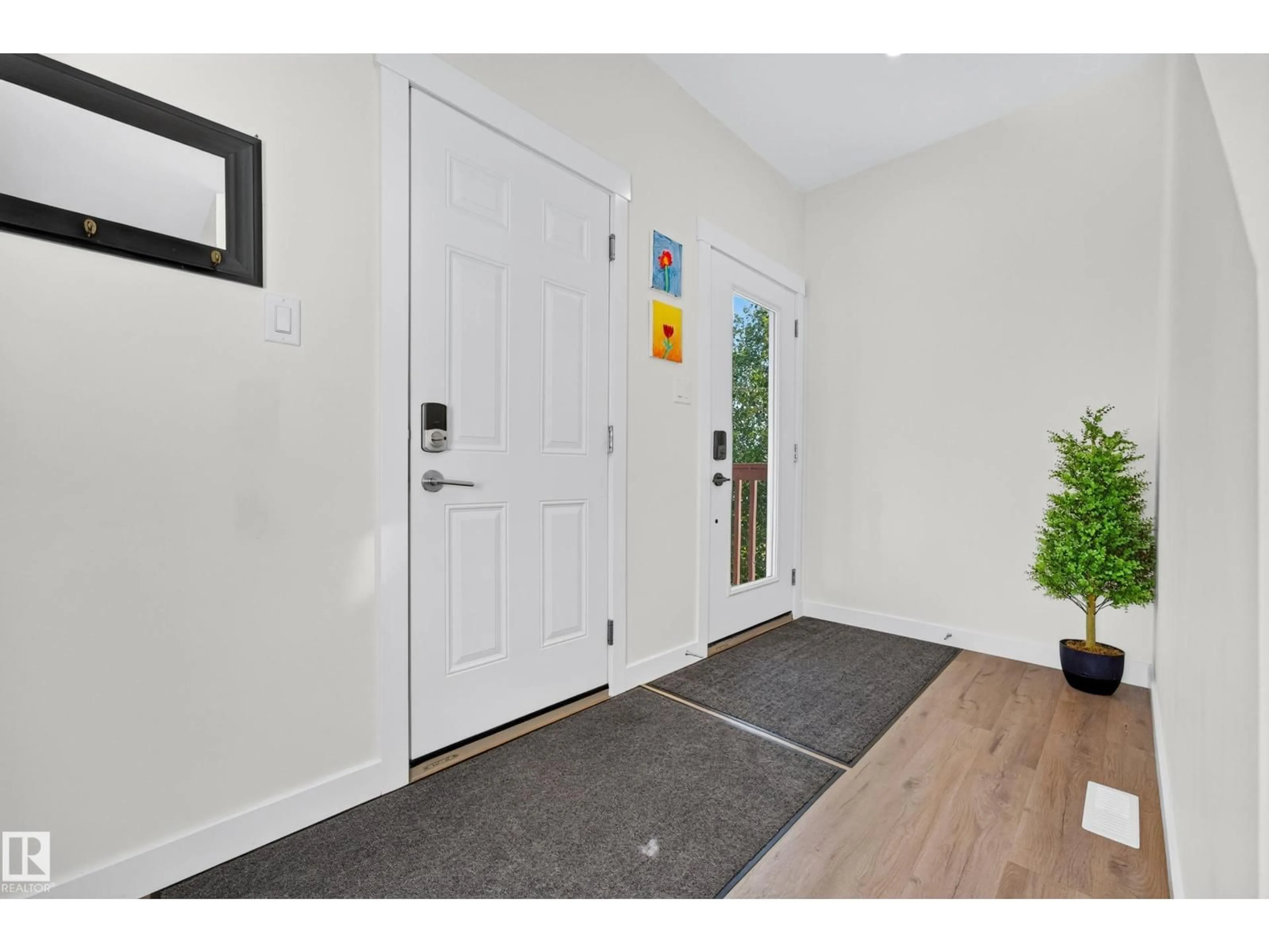 Indoor entryway for #321C - 26500 HWY 44, Riviere Qui Barre Alberta T8R0J3