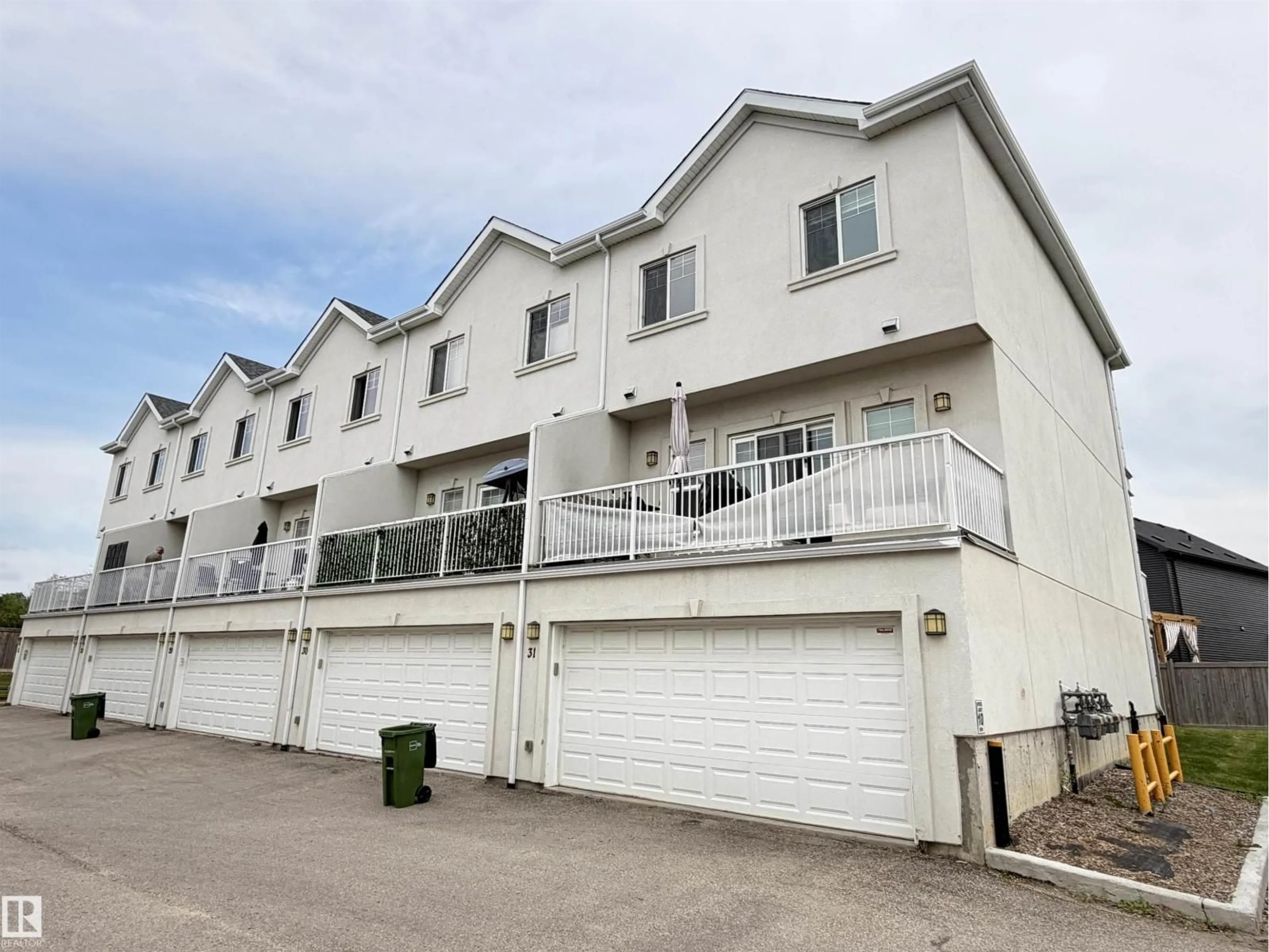 A pic from outside/outdoor area/front of a property/back of a property/a pic from drone, street for 29 723 172 ST SW, Edmonton Alberta T6W2N6