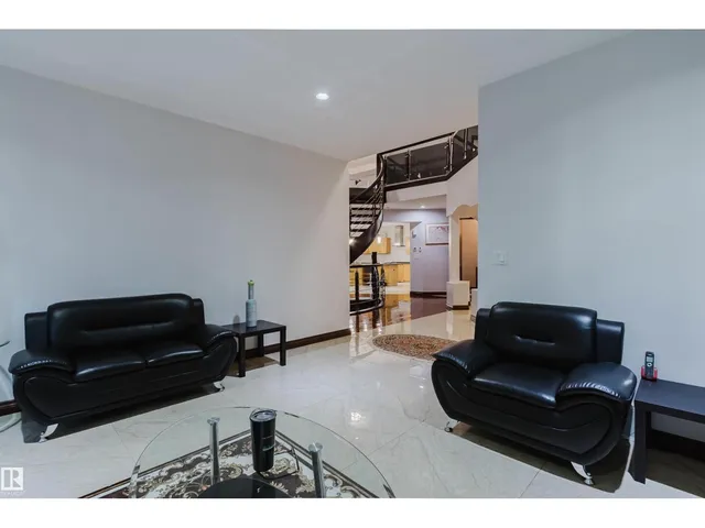 4103 WESTCLIFF HEATH HE, Edmonton 5