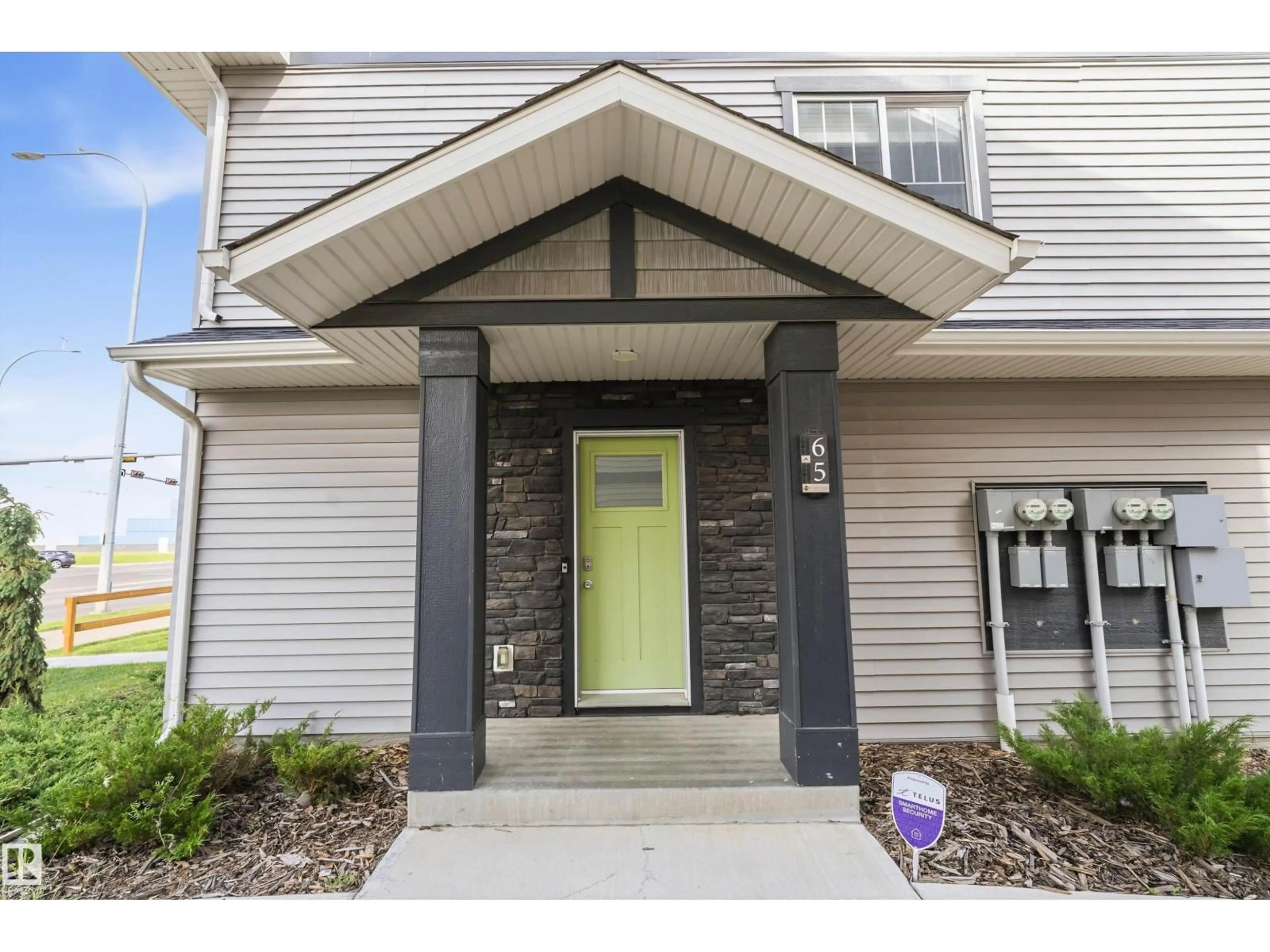 Indoor entryway for 65 MCLAUGHLIN DR, Spruce Grove Alberta T7X0E1