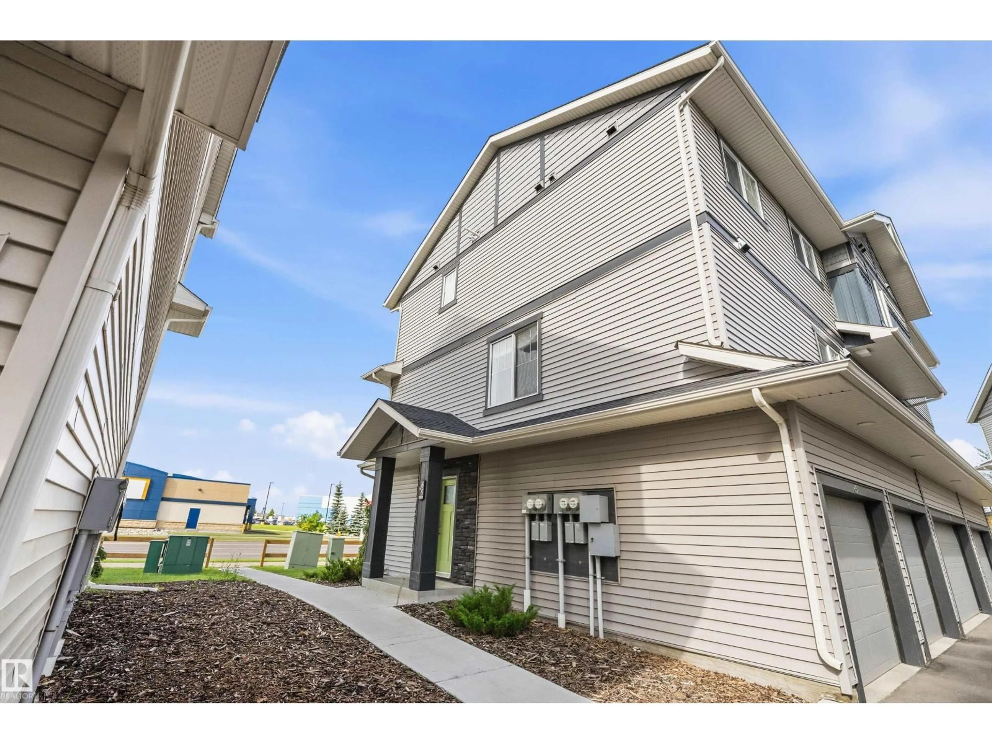 Home with vinyl exterior material, unknown for 65 MCLAUGHLIN DR, Spruce Grove Alberta T7X0E1