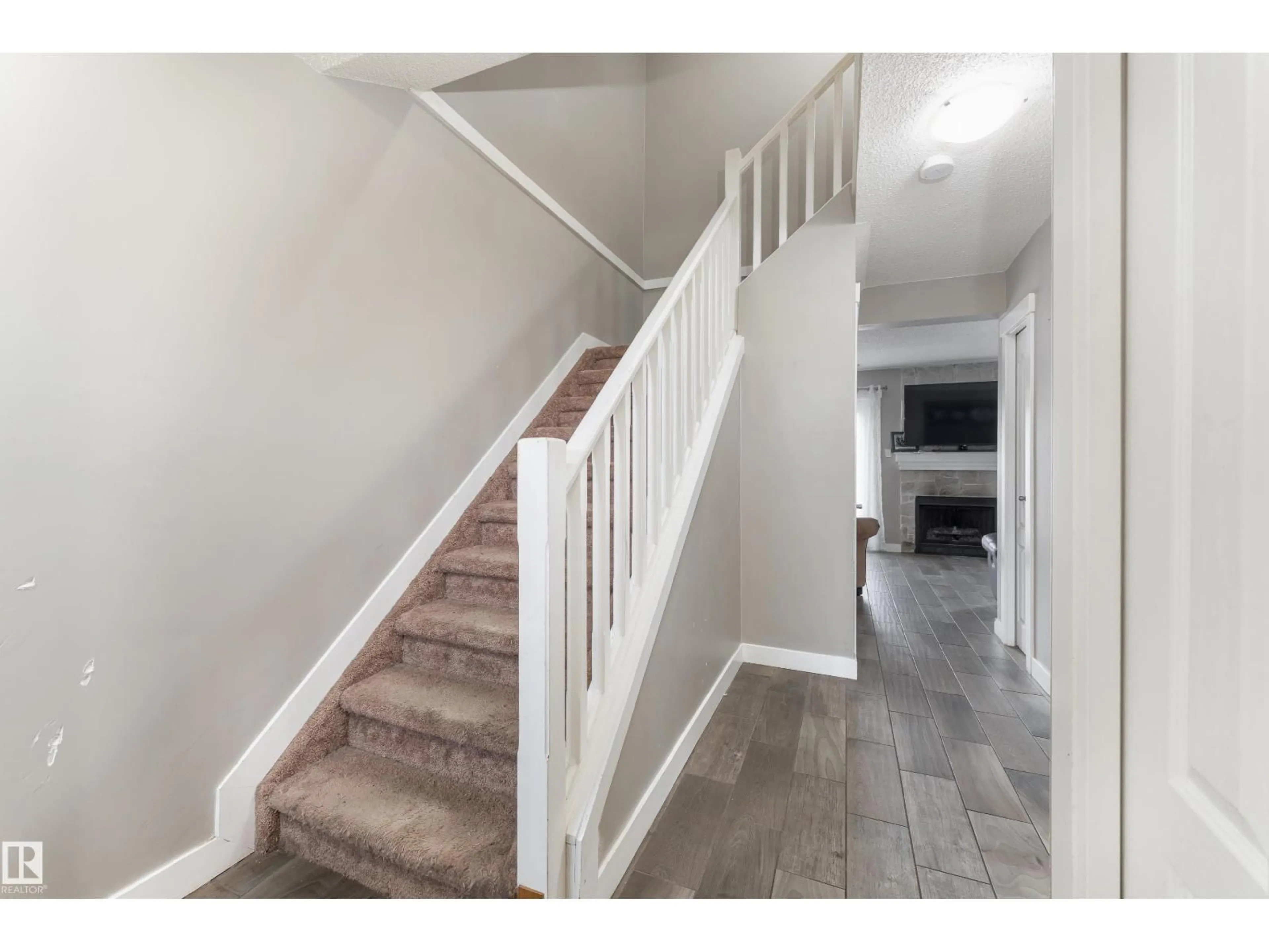 Unknown for #2 - 4707 126 AV, Edmonton Alberta T5A4K4