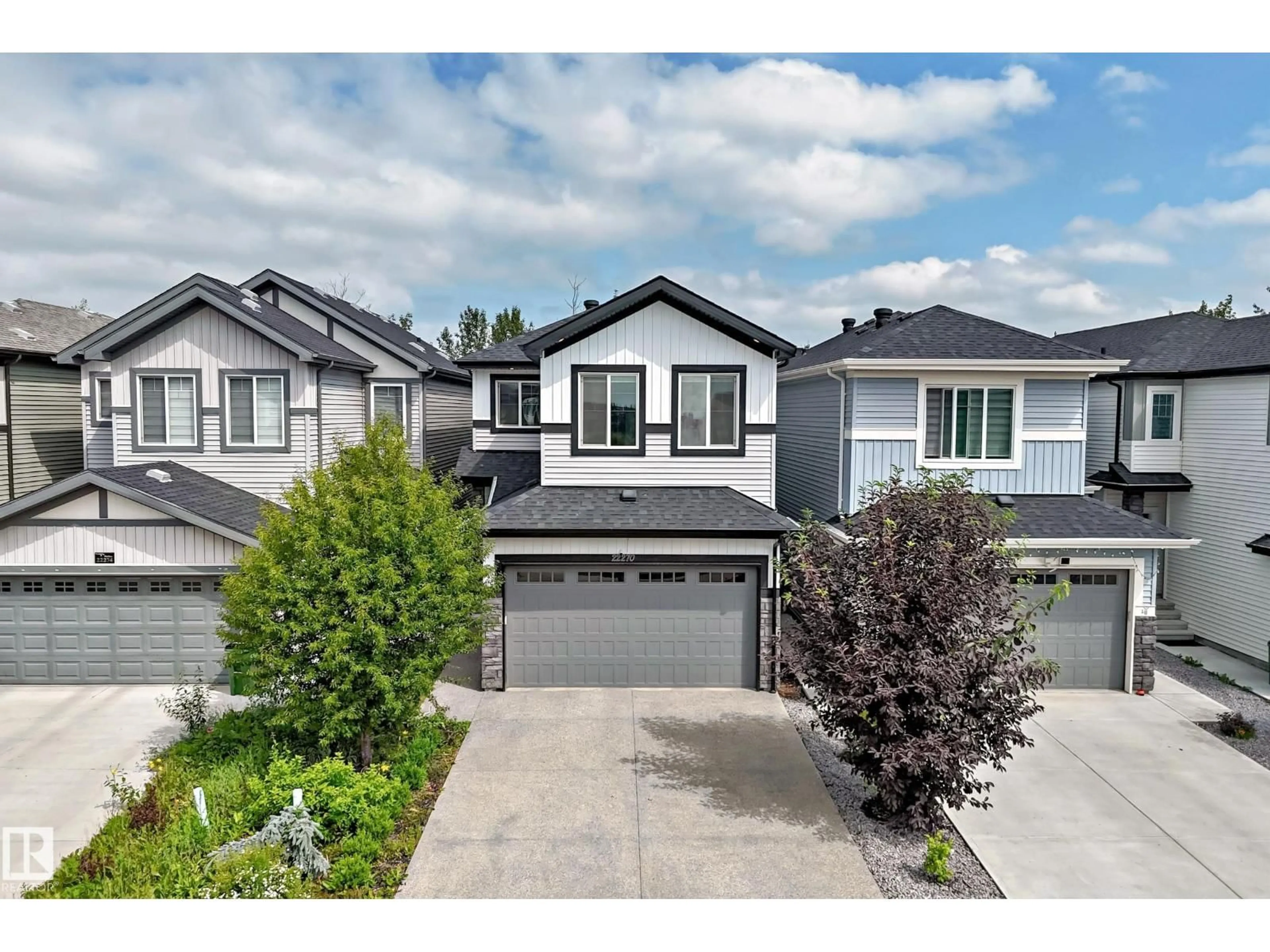 A pic from outside/outdoor area/front of a property/back of a property/a pic from drone, street for 22270 99A AV, Edmonton Alberta T5T7L8
