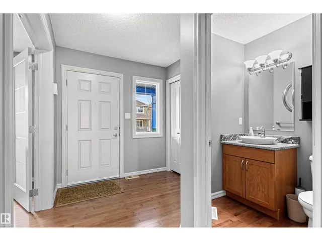 1154 35A AV, Edmonton 5