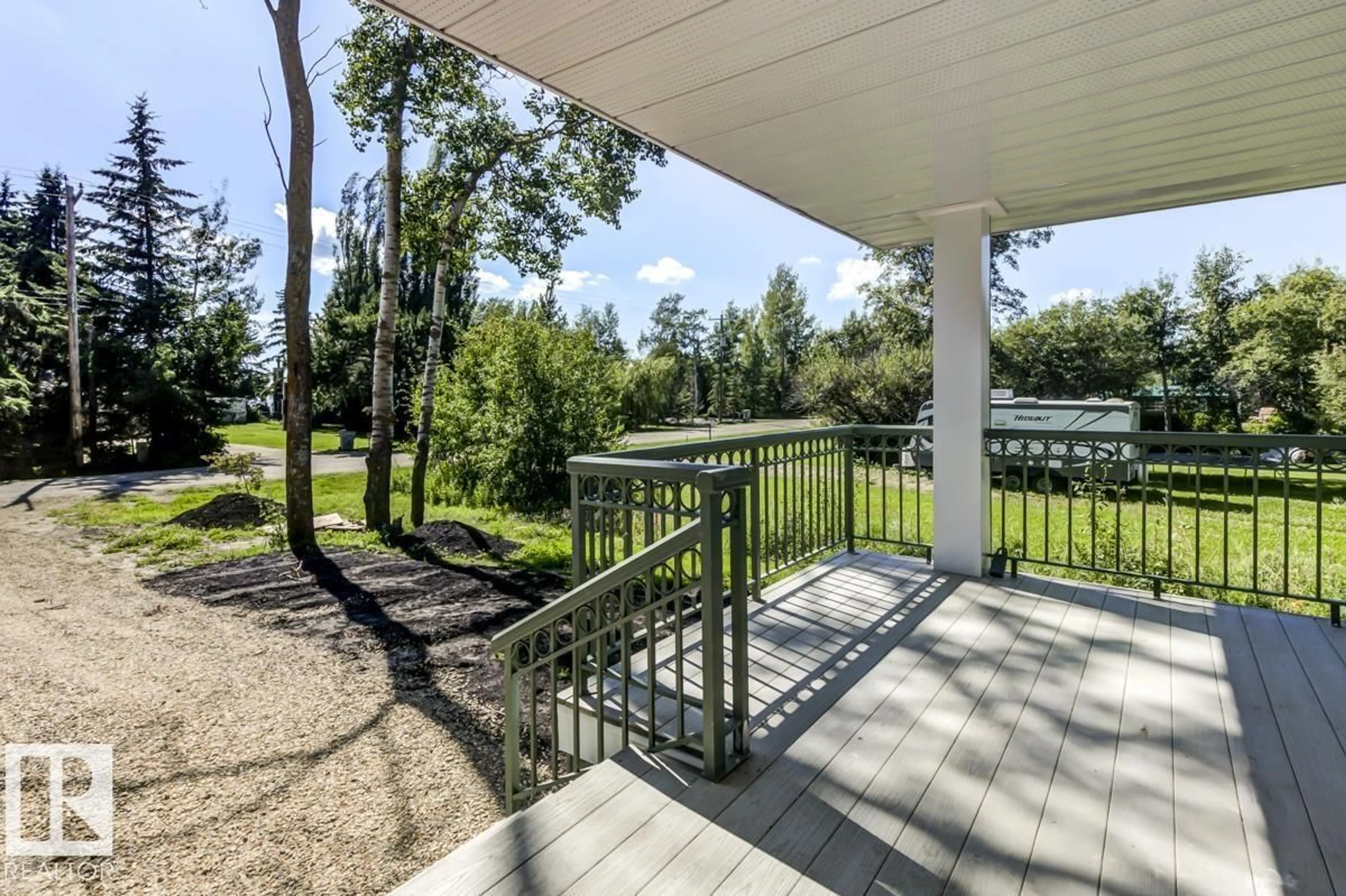 Patio, water/lake/river/ocean view for B7 GOLDEN DAYS, Rural Leduc County Alberta T0C2P0