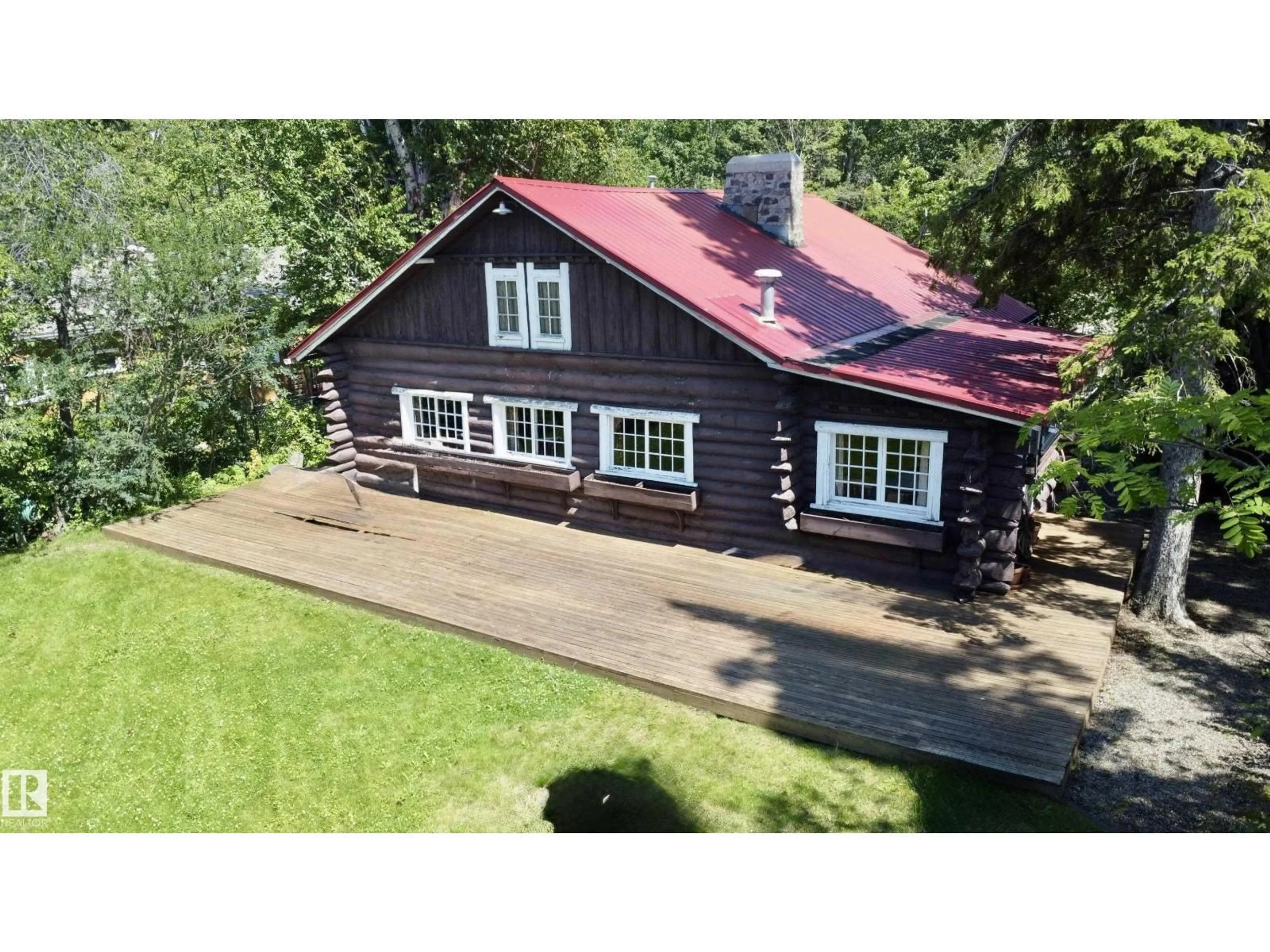 A pic from outside/outdoor area/front of a property/back of a property/a pic from drone, building for 4 GIBBONS AV, Rural Parkland County Alberta T0E2K0