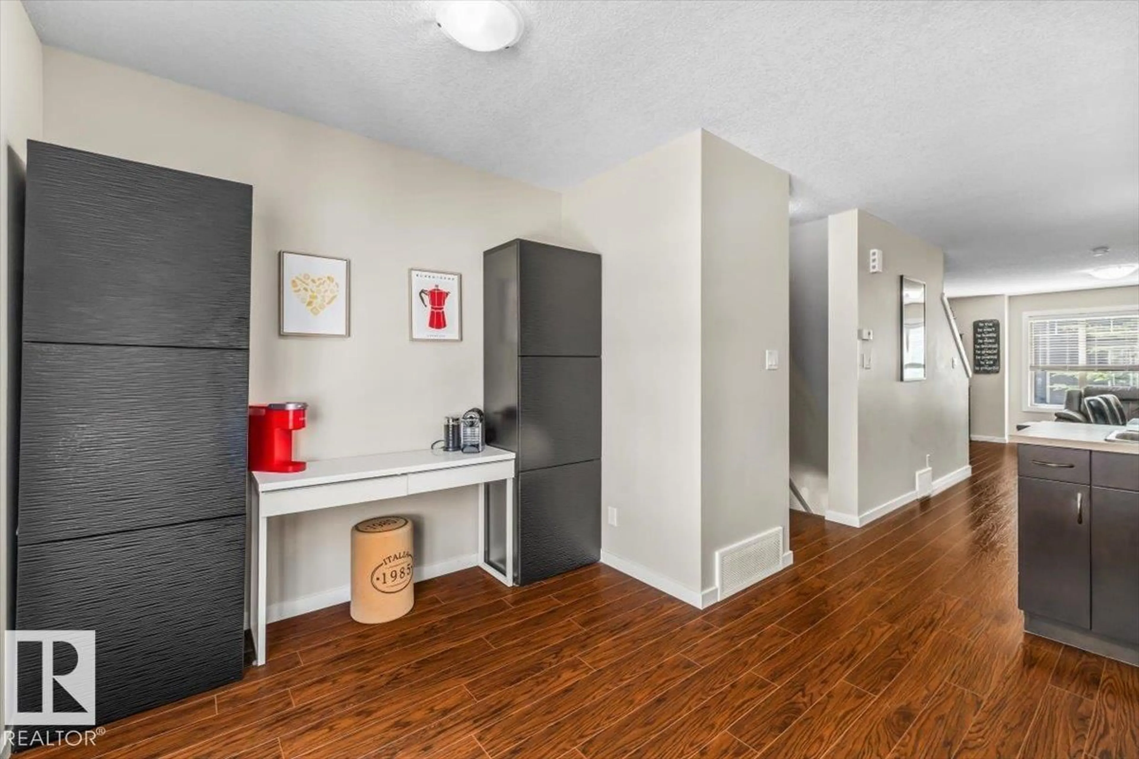 Indoor entryway for #40 - 9515 160 AV, Edmonton Alberta T5Z0M4