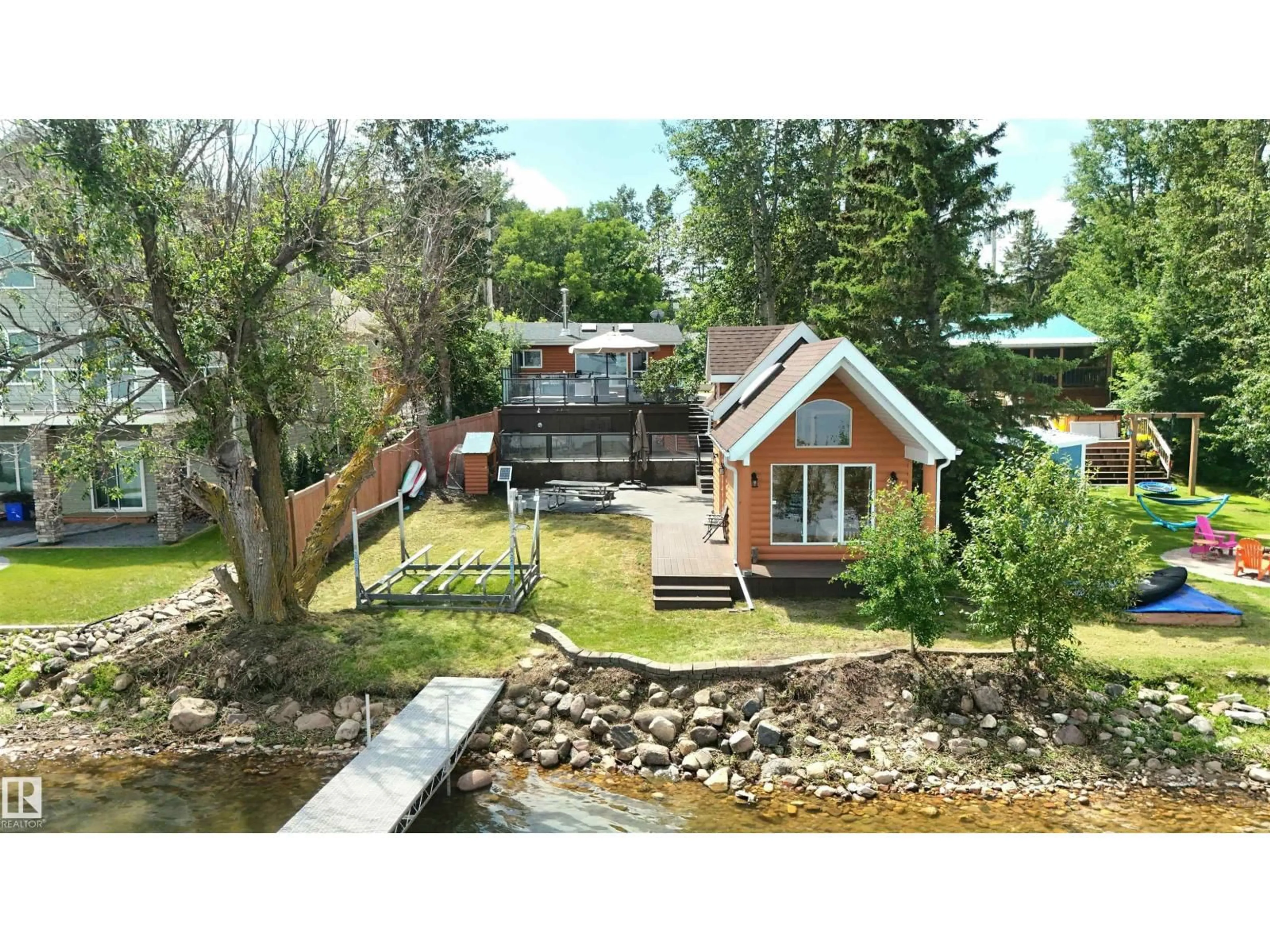 A pic from outside/outdoor area/front of a property/back of a property/a pic from drone, unknown for Viola BE - 38 462026 RR10, Rural Wetaskiwin County Alberta T0C2V0