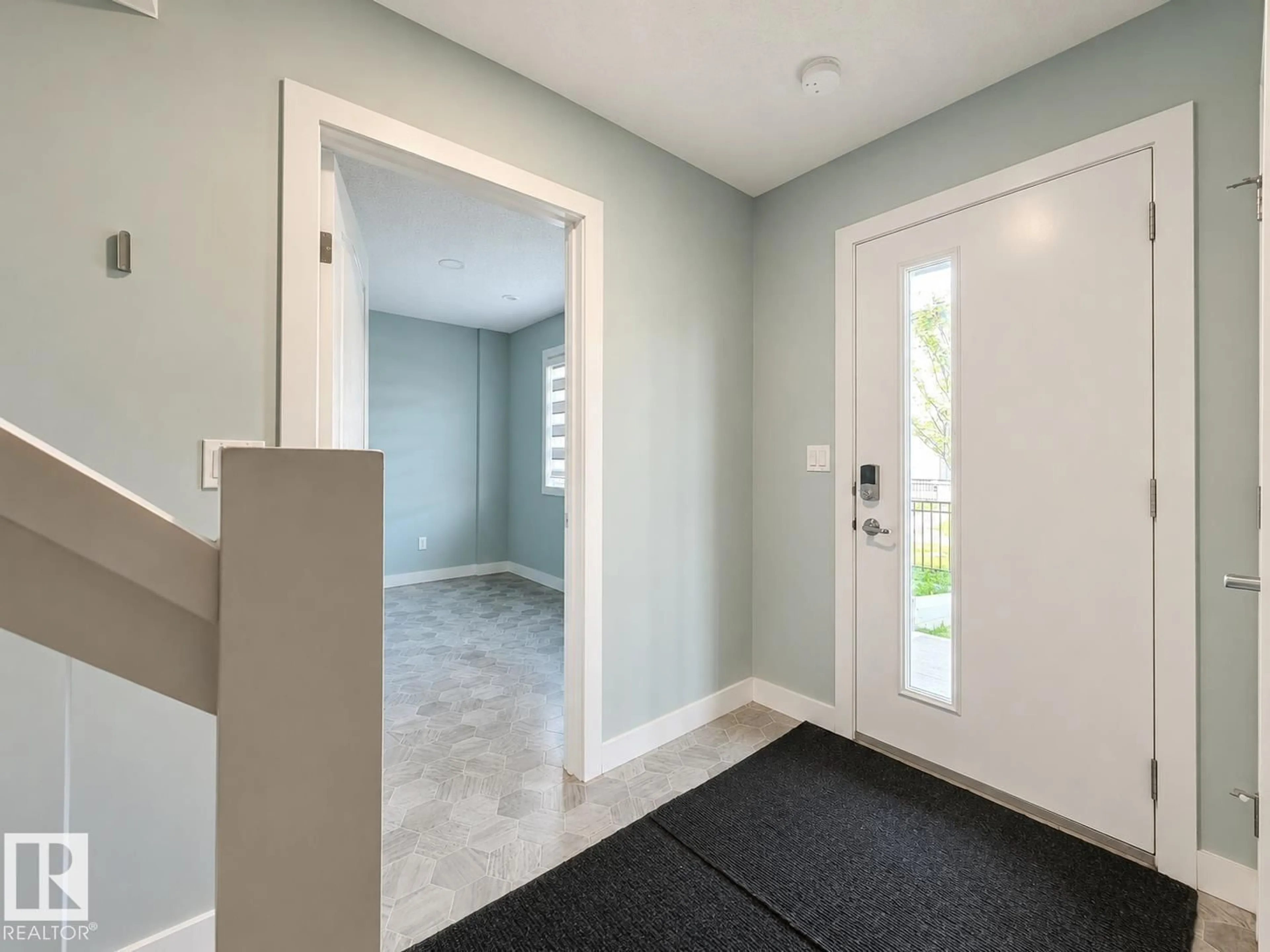 Indoor entryway for 804 - 56 WELSH DR, Edmonton Alberta T6X1Y8