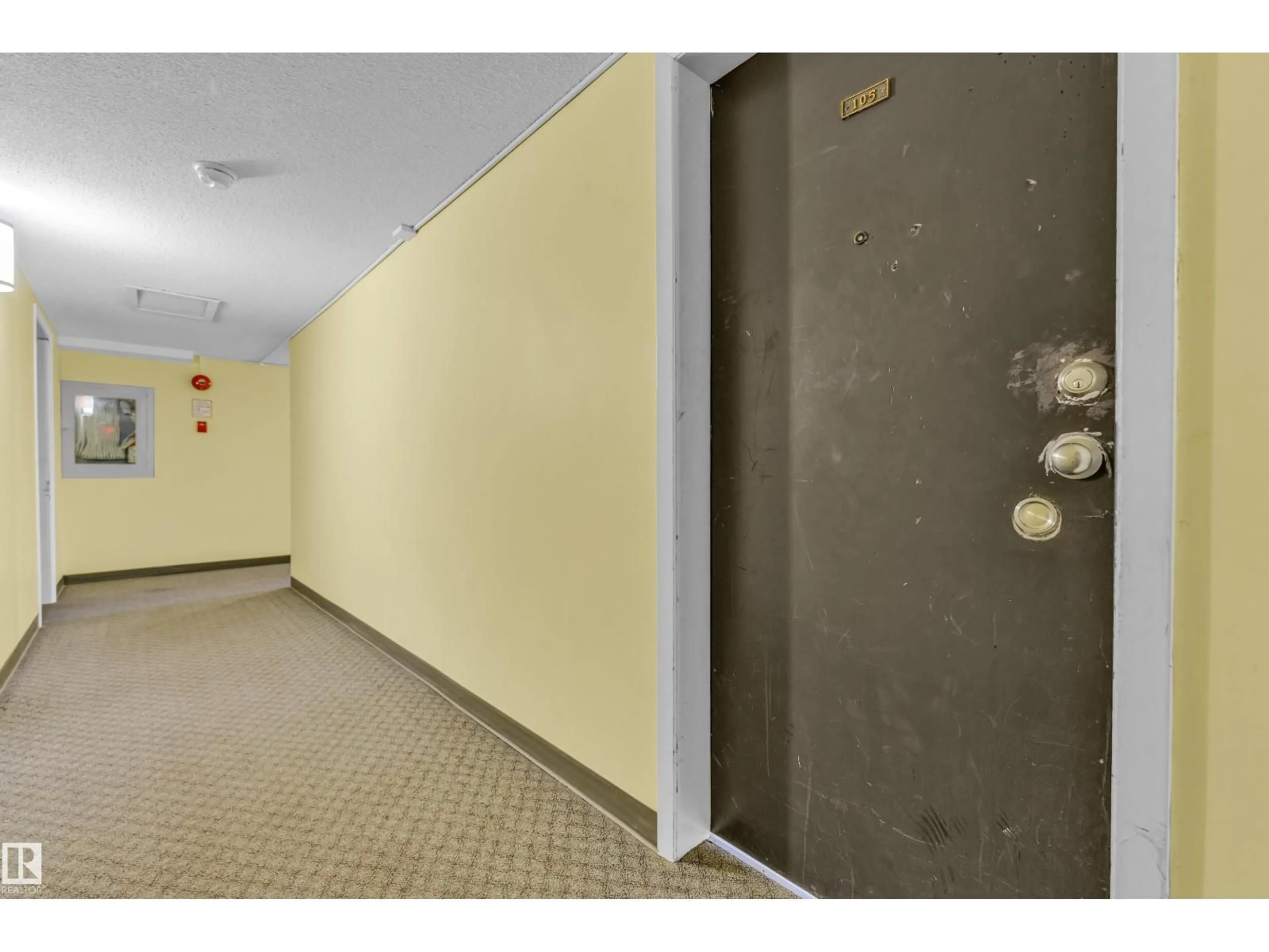Unknown for 105 - 10725 111ST NW, Edmonton Alberta T5H3G2
