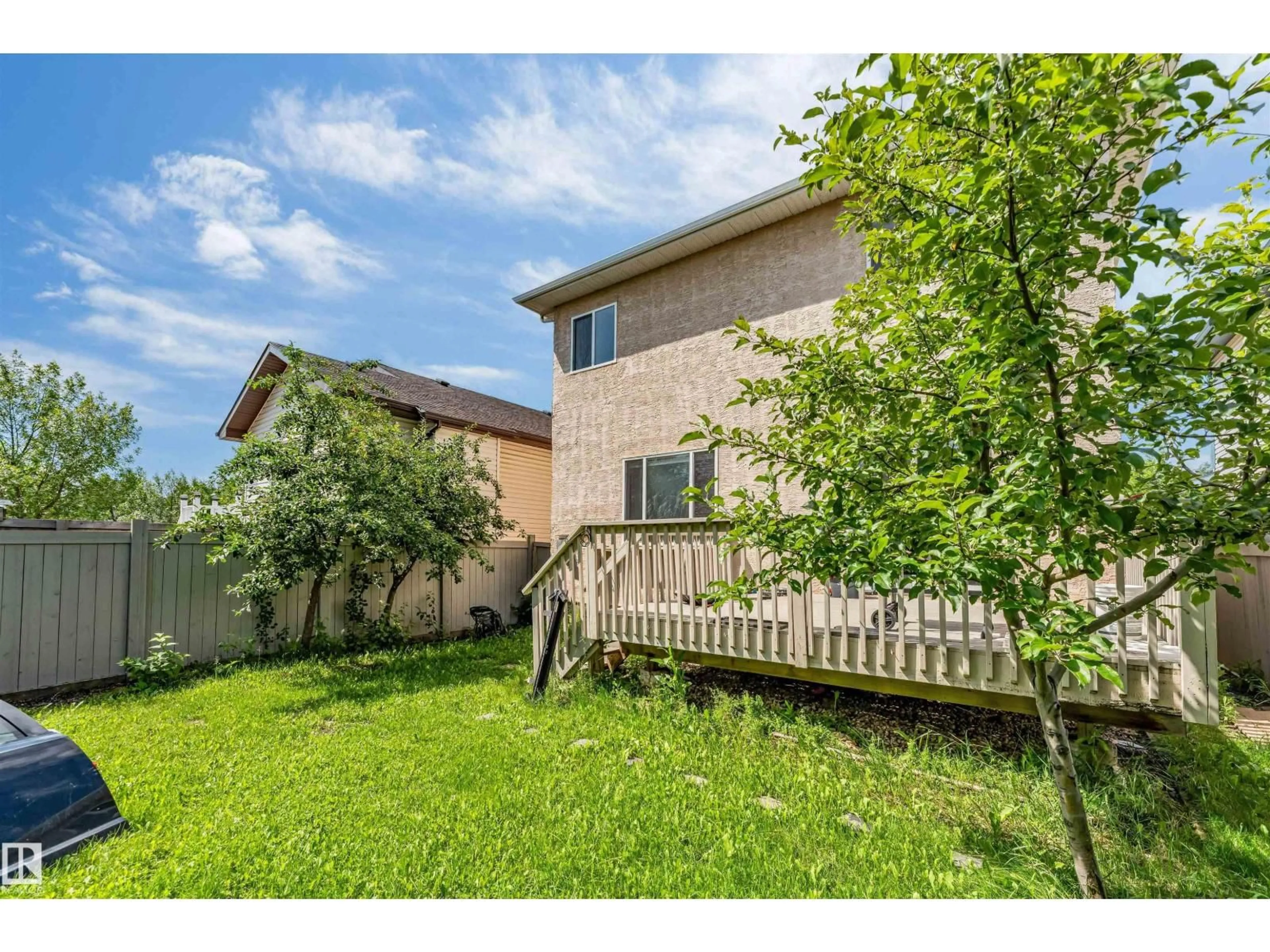 Patio, street for 16205 55 ST, Edmonton Alberta T5Y0G1