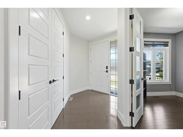 5216 MULLEN CT, Edmonton 4