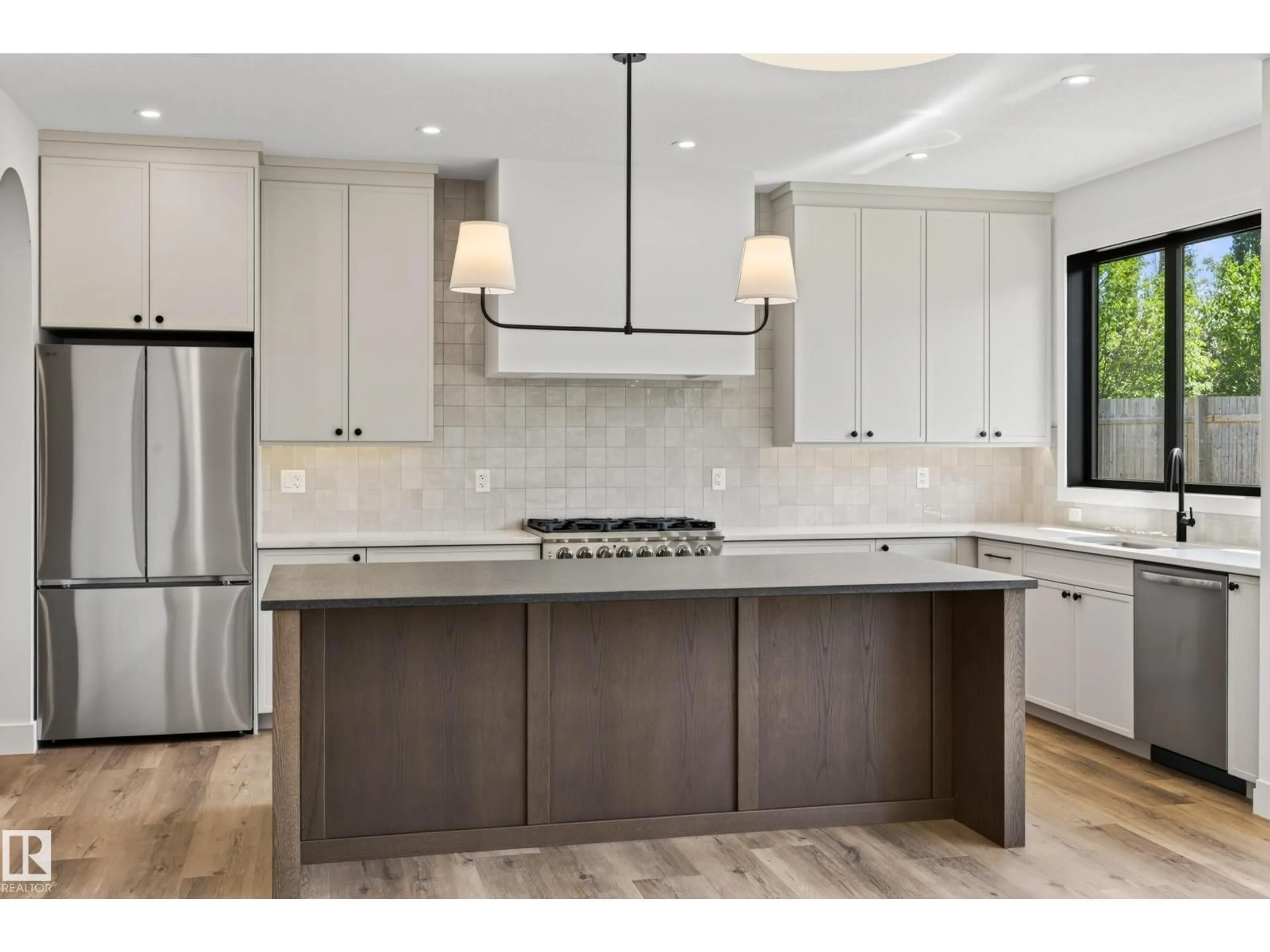 Open concept kitchen, unknown for 57 HULL WD, Spruce Grove Alberta T7X0X5