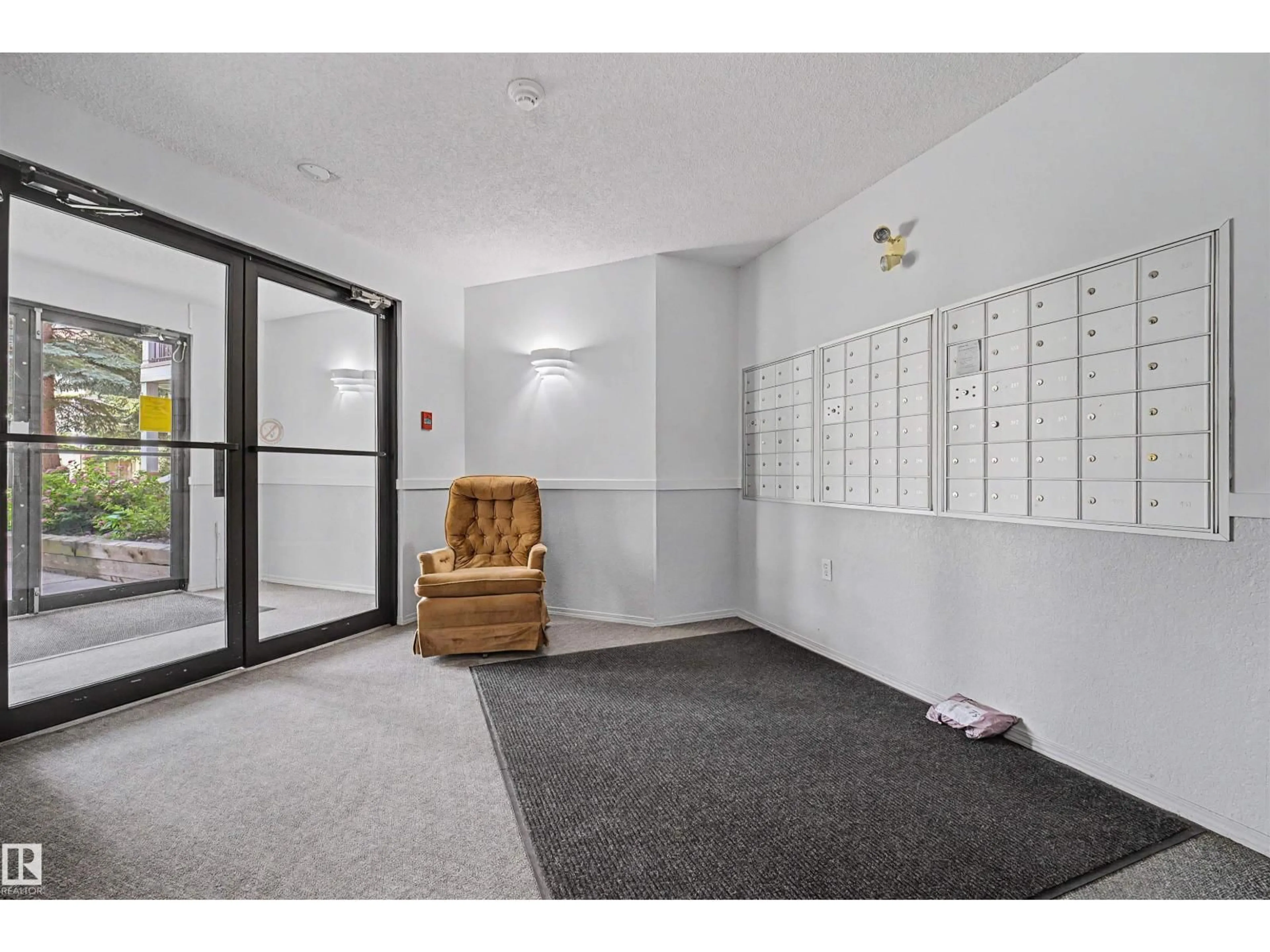 Indoor foyer for 437 - 10636 120 ST NW, Edmonton Alberta T5H4L5