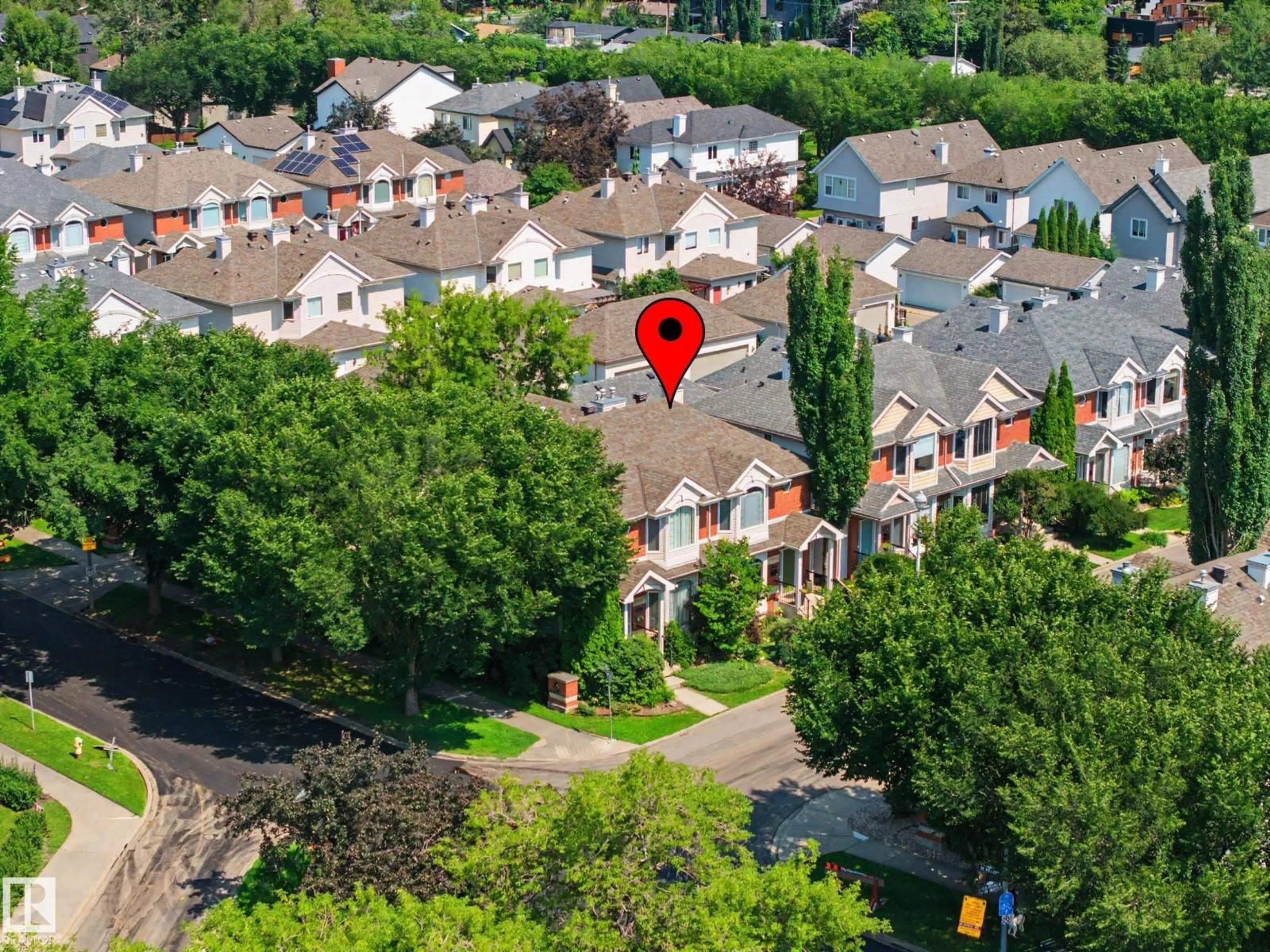 A pic from outside/outdoor area/front of a property/back of a property/a pic from drone, street for 9130 100A AV, Edmonton Alberta T5H4N7