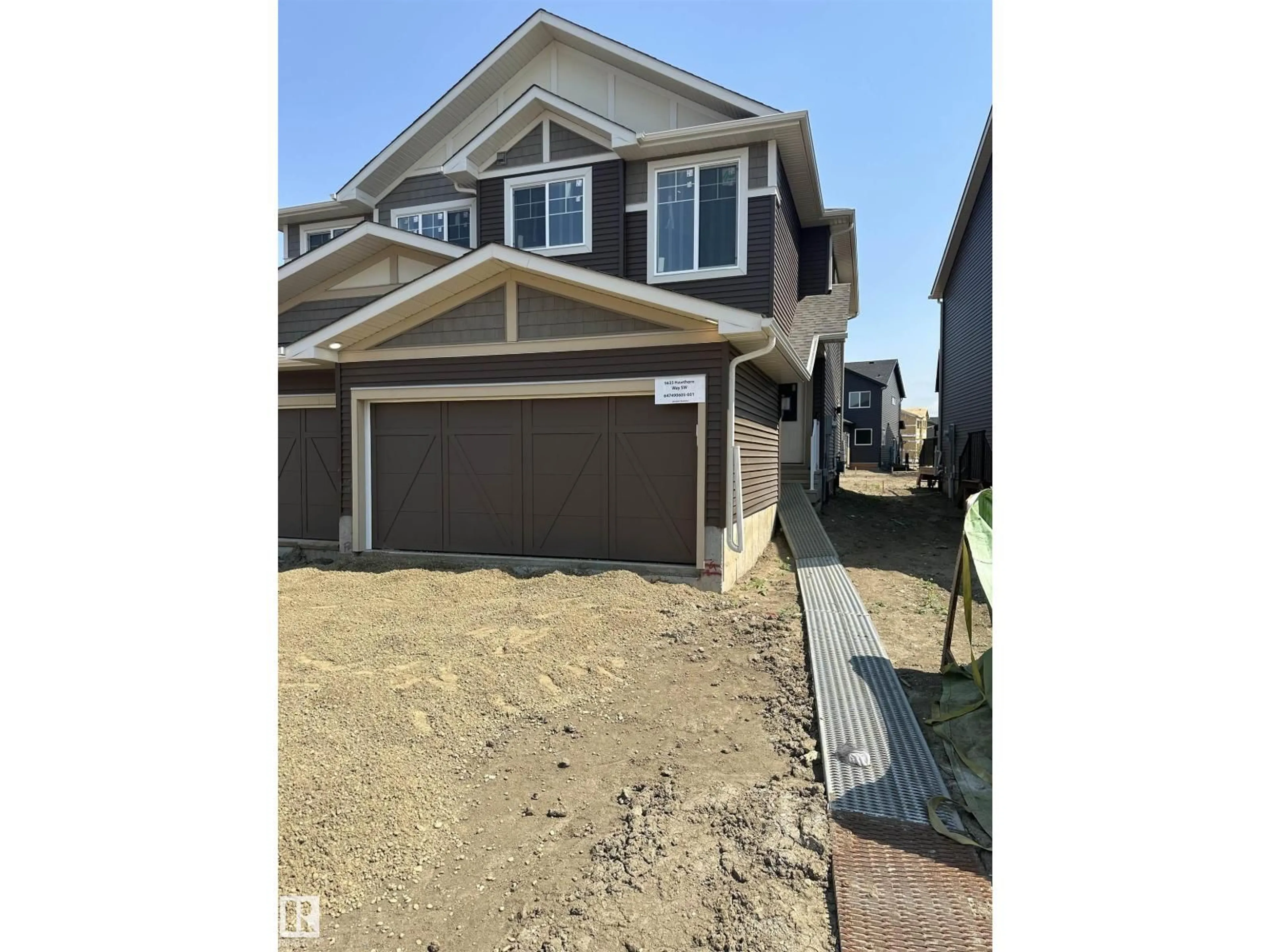 Unknown for 5635 HAWTHORN WY, Edmonton Alberta T6X3K7