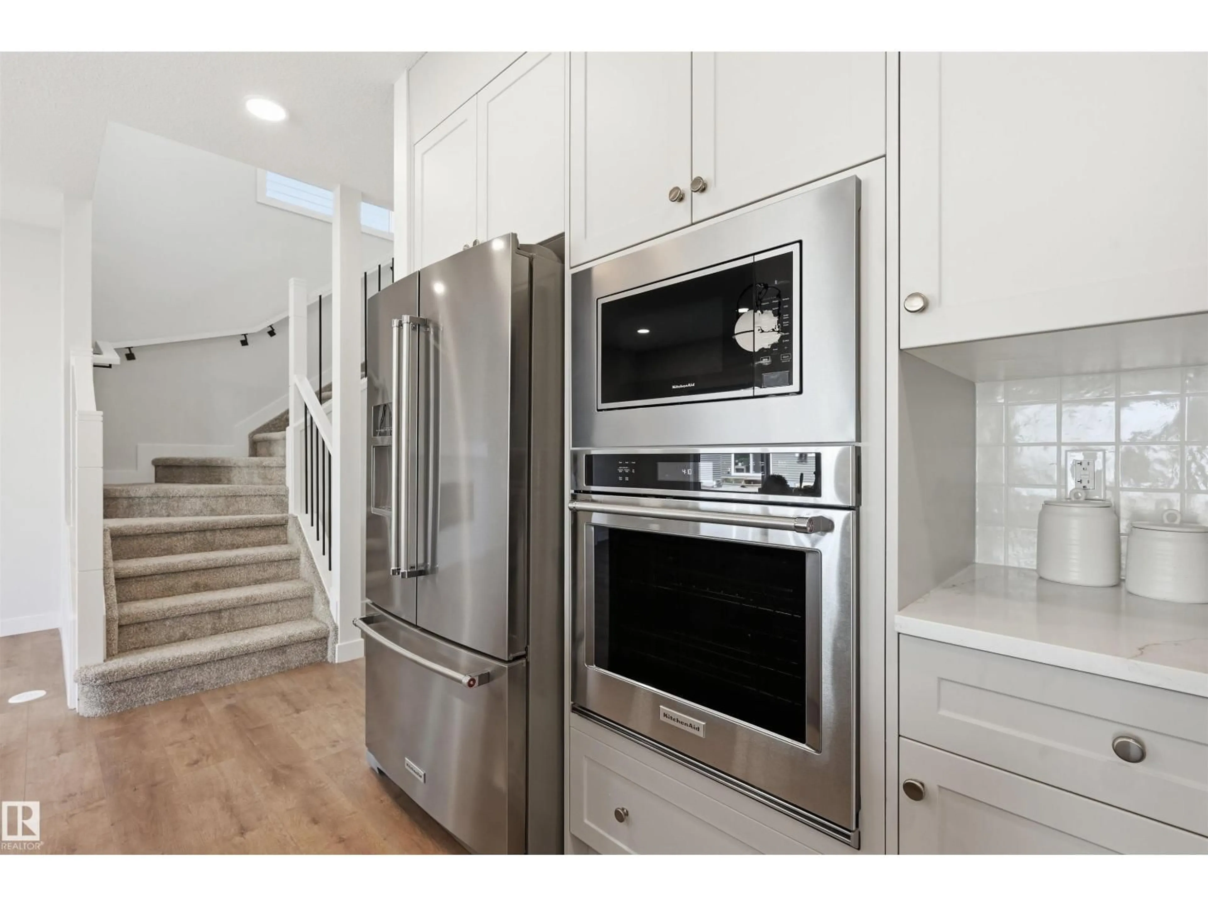 Open concept kitchen, unknown for 3024 DIXON LD, Edmonton Alberta T6W5L1