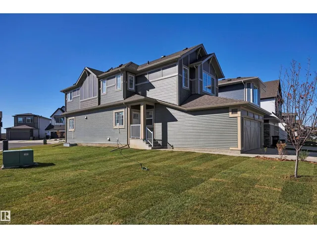 2357 MUCKLEPLUM WY, Edmonton 3