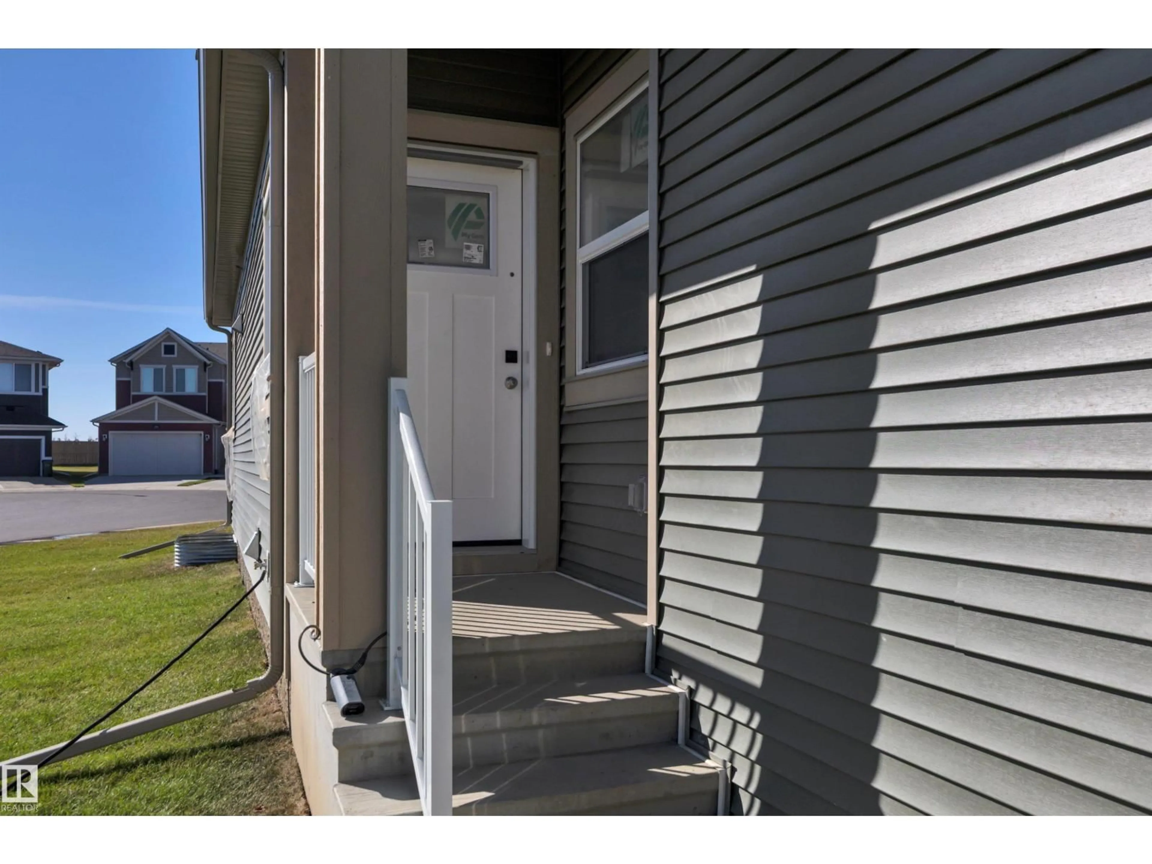 Unknown for 2357 MUCKLEPLUM WY, Edmonton Alberta T6X3J9