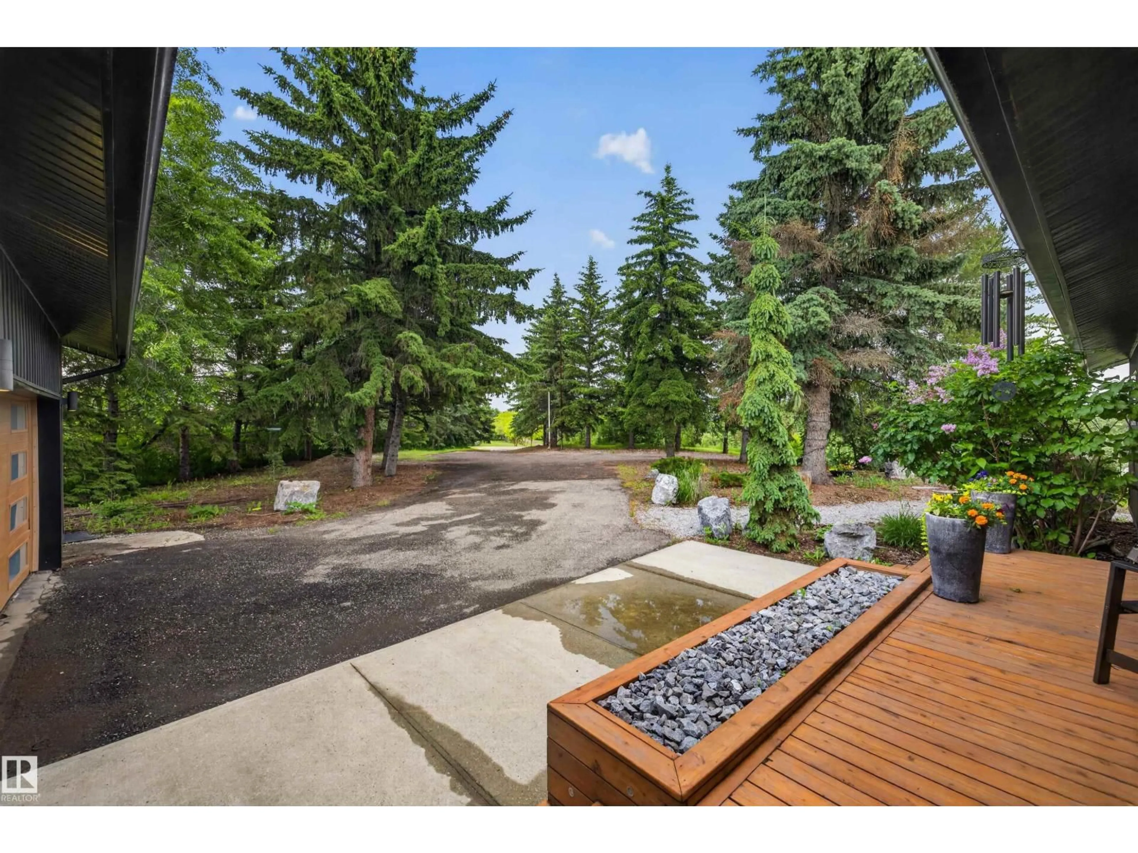 Patio, unknown for 52063 - 182 RGE ROAD 225, Rural Strathcona County Alberta T8C1C3