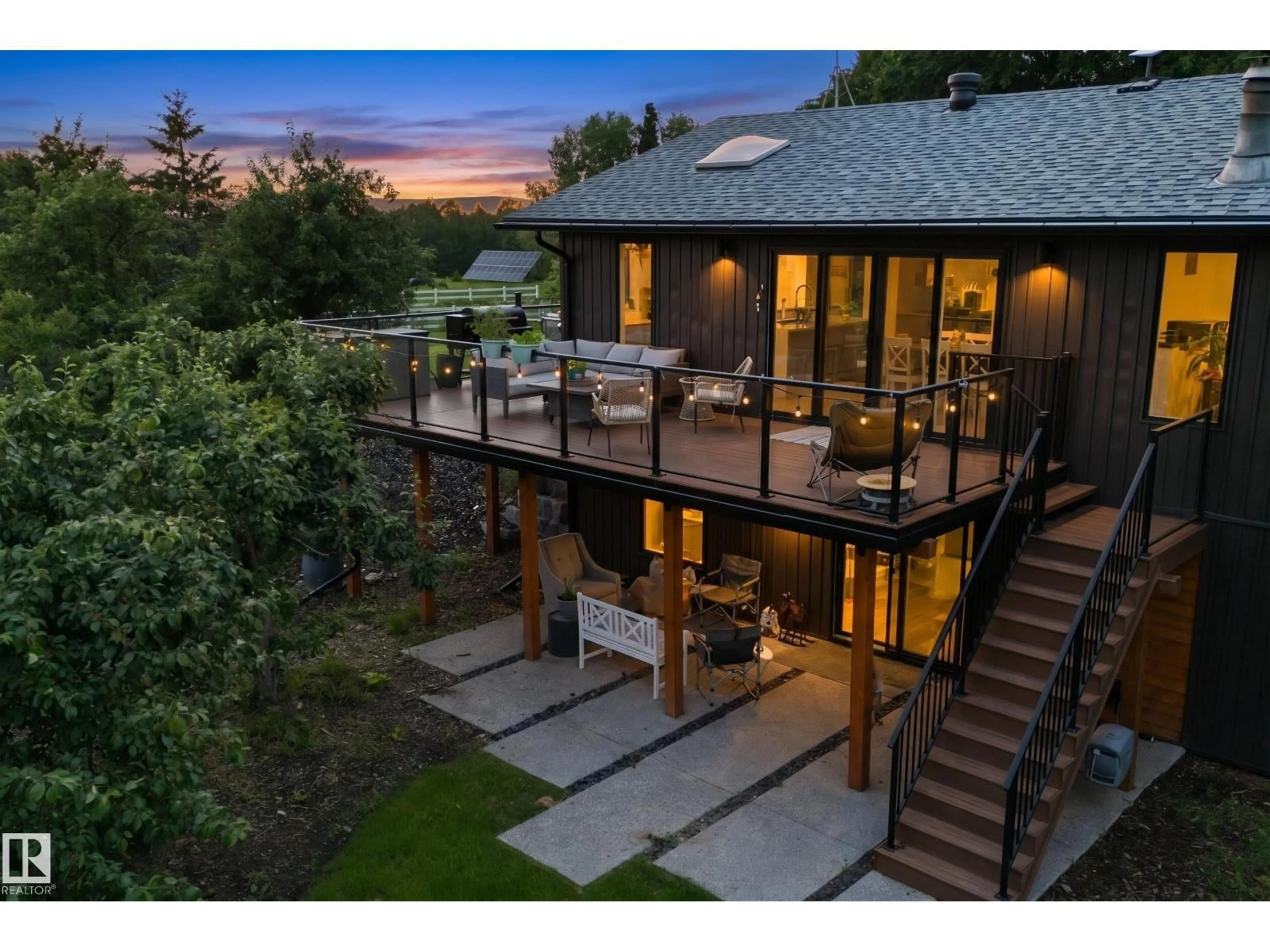 A pic from outside/outdoor area/front of a property/back of a property/a pic from drone, unknown for 52063 - 182 RGE ROAD 225, Rural Strathcona County Alberta T8C1C3