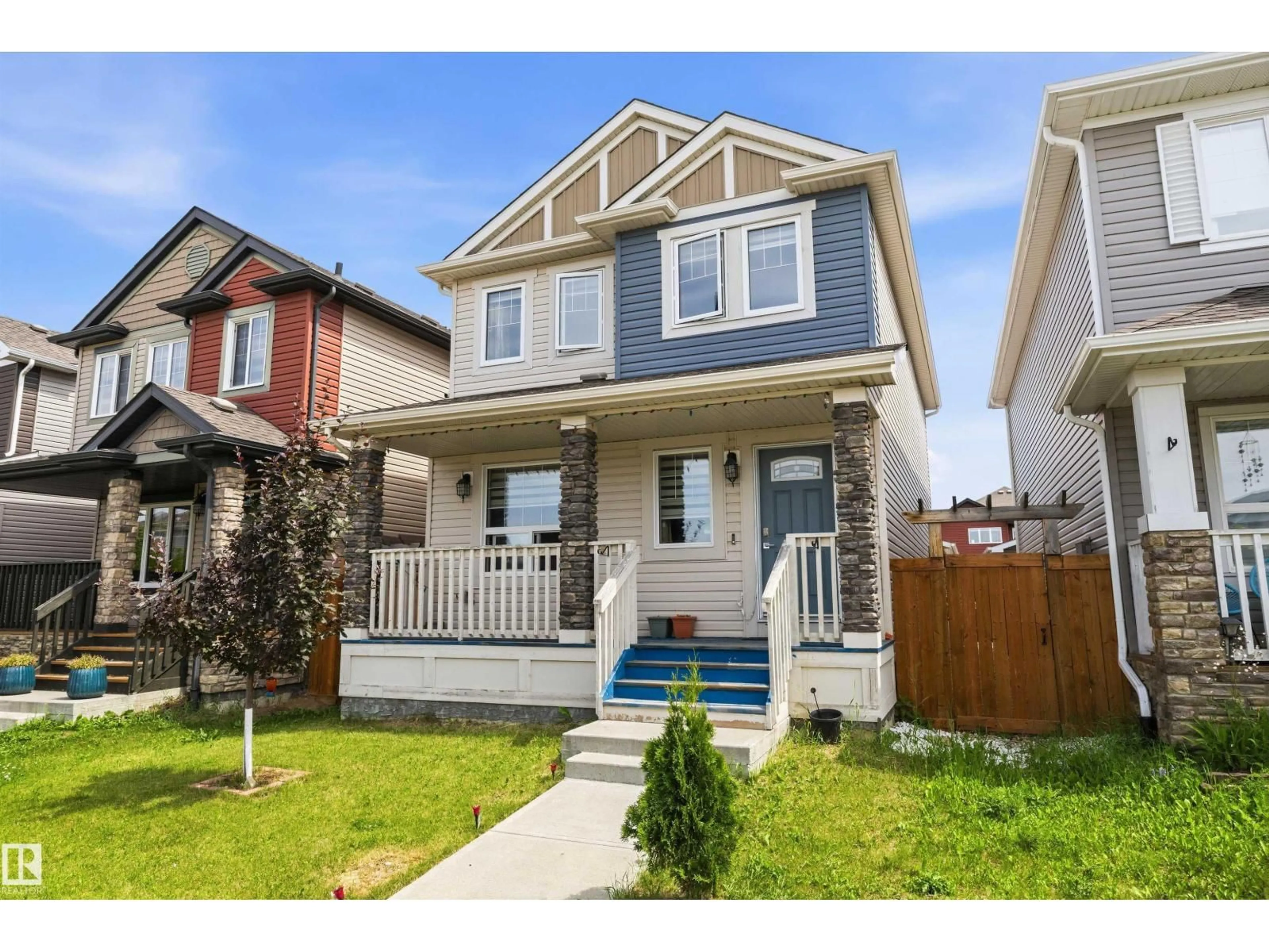 Home with vinyl exterior material, street for 1563 TAMARACK BV, Edmonton Alberta T6T2E2