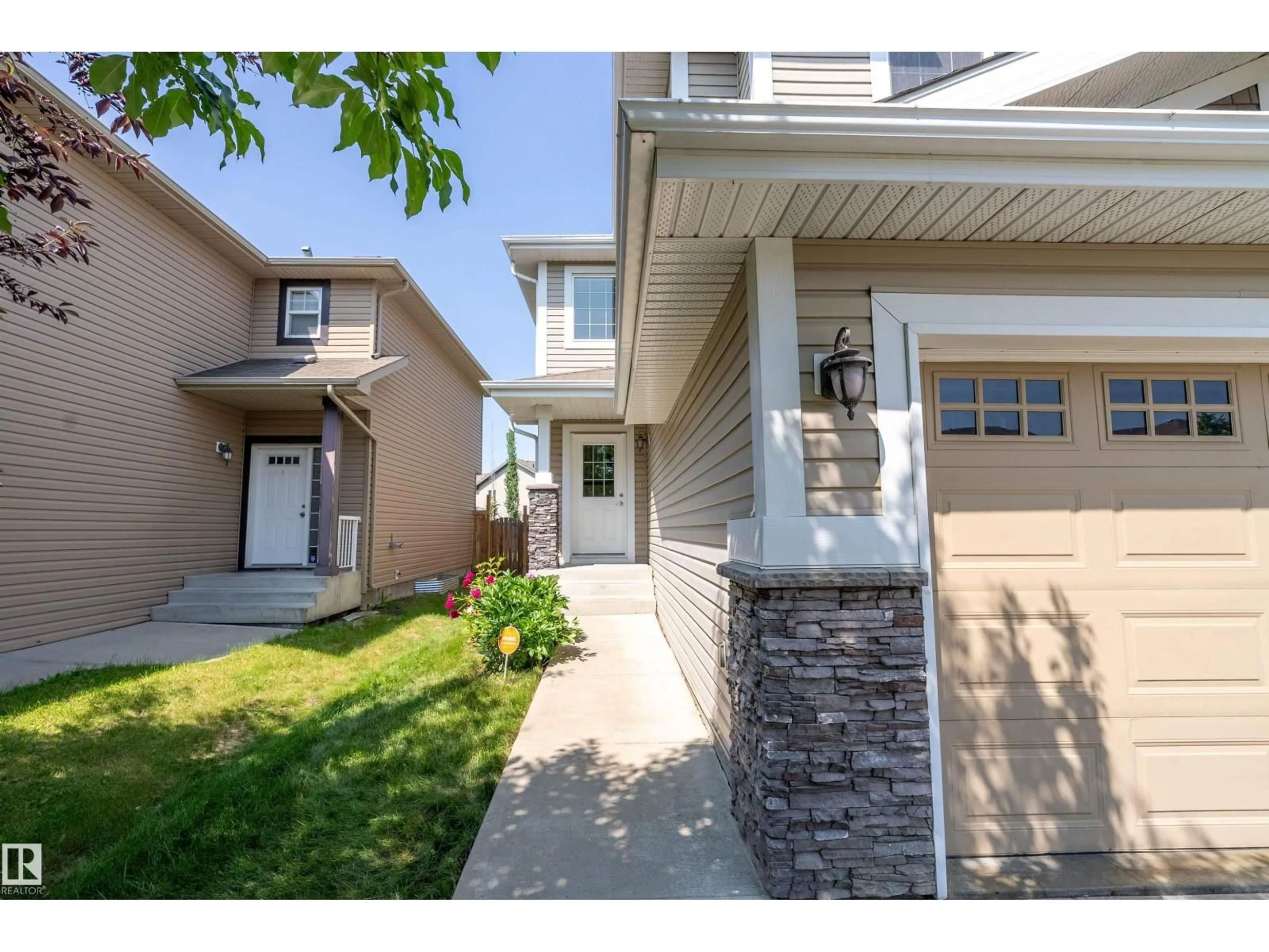 Unknown for 17330 8A AV SW, Edmonton Alberta T6W0M8