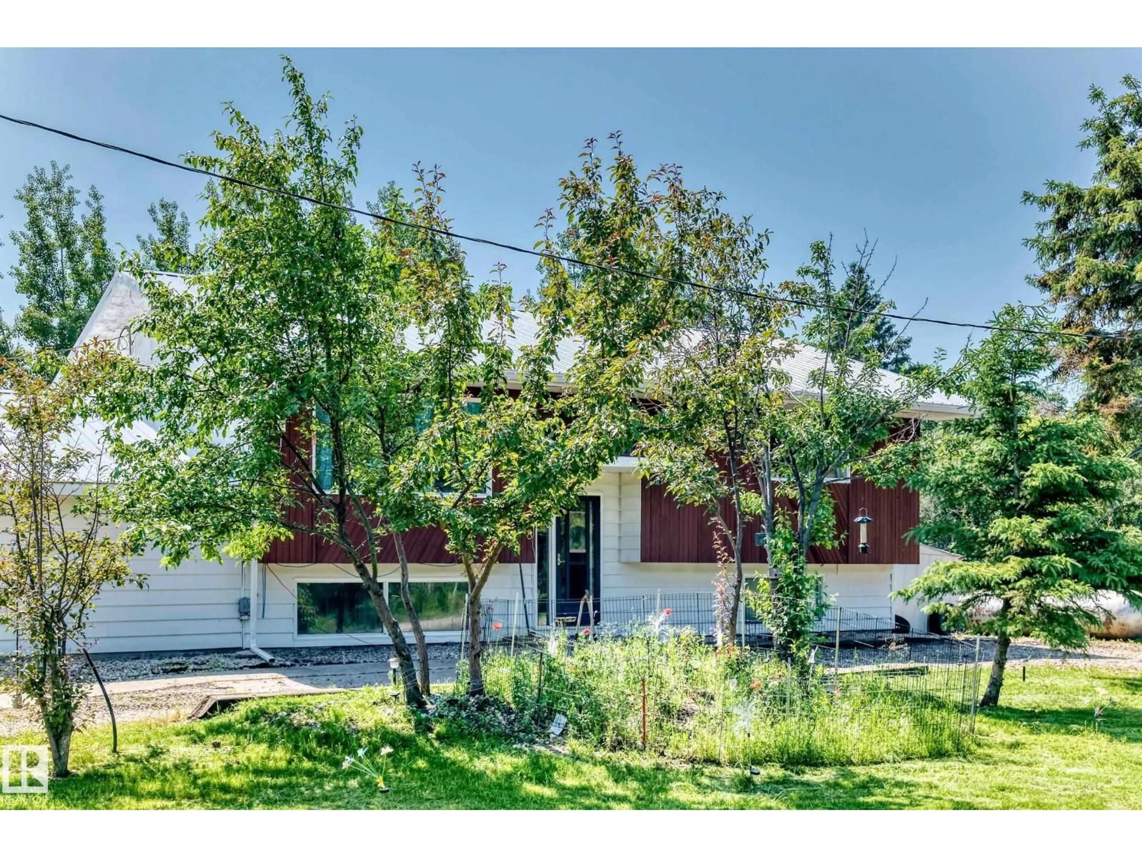 Unknown for 8 FOURTH ST, Duffield Alberta T0E0N0