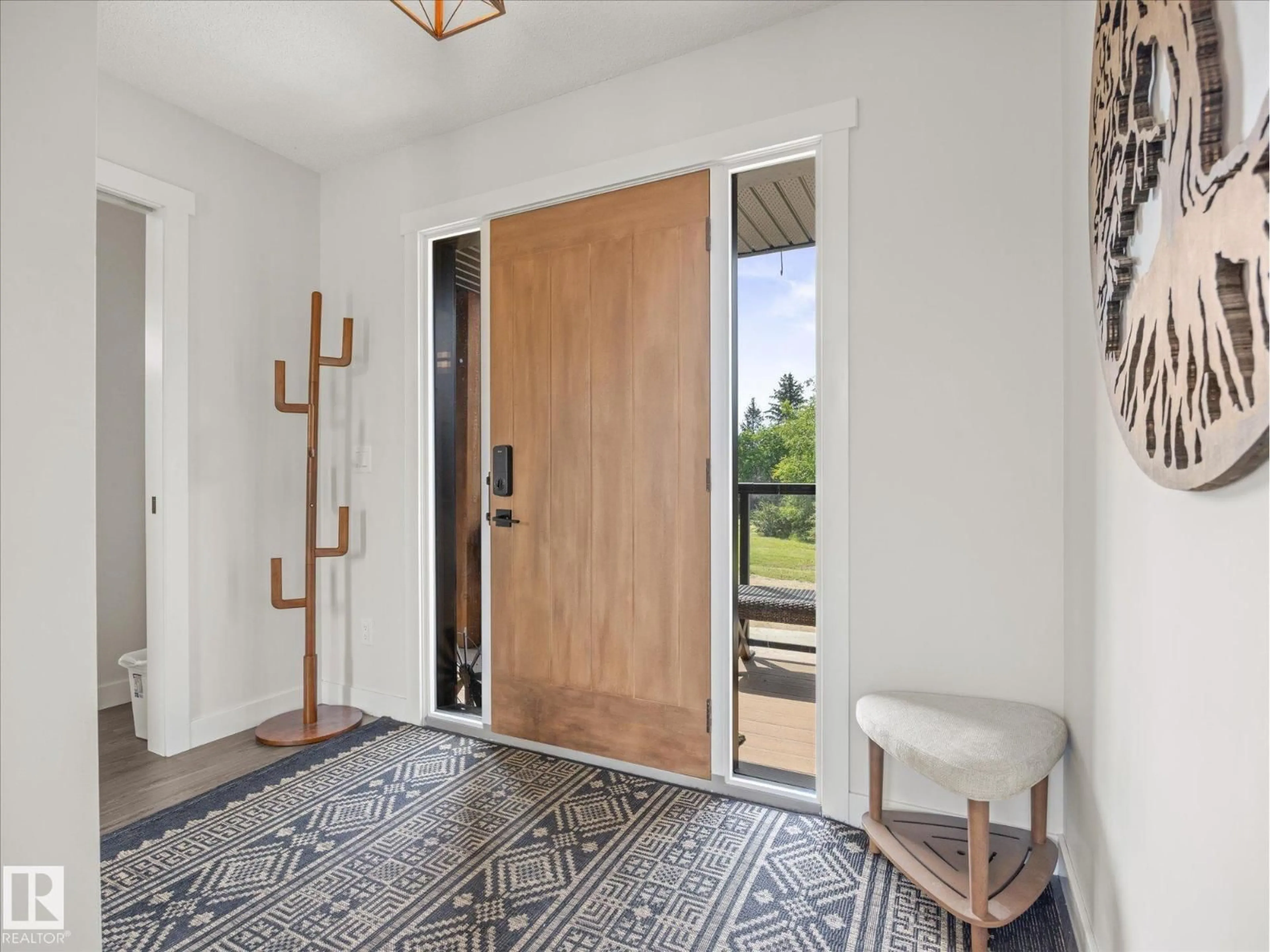 Indoor entryway for 90 - 50047 RGE RD 244, Rural Leduc County Alberta T4X0N8