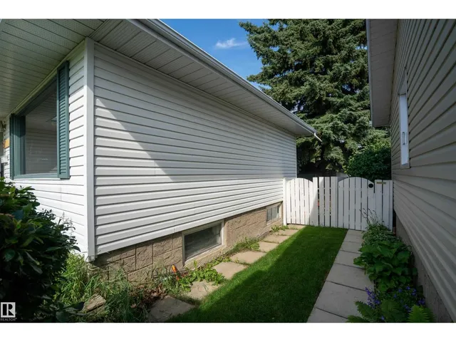 5307 105 ST, Edmonton 3