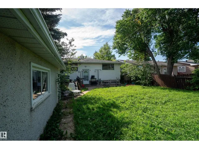 5307 105 ST, Edmonton 5