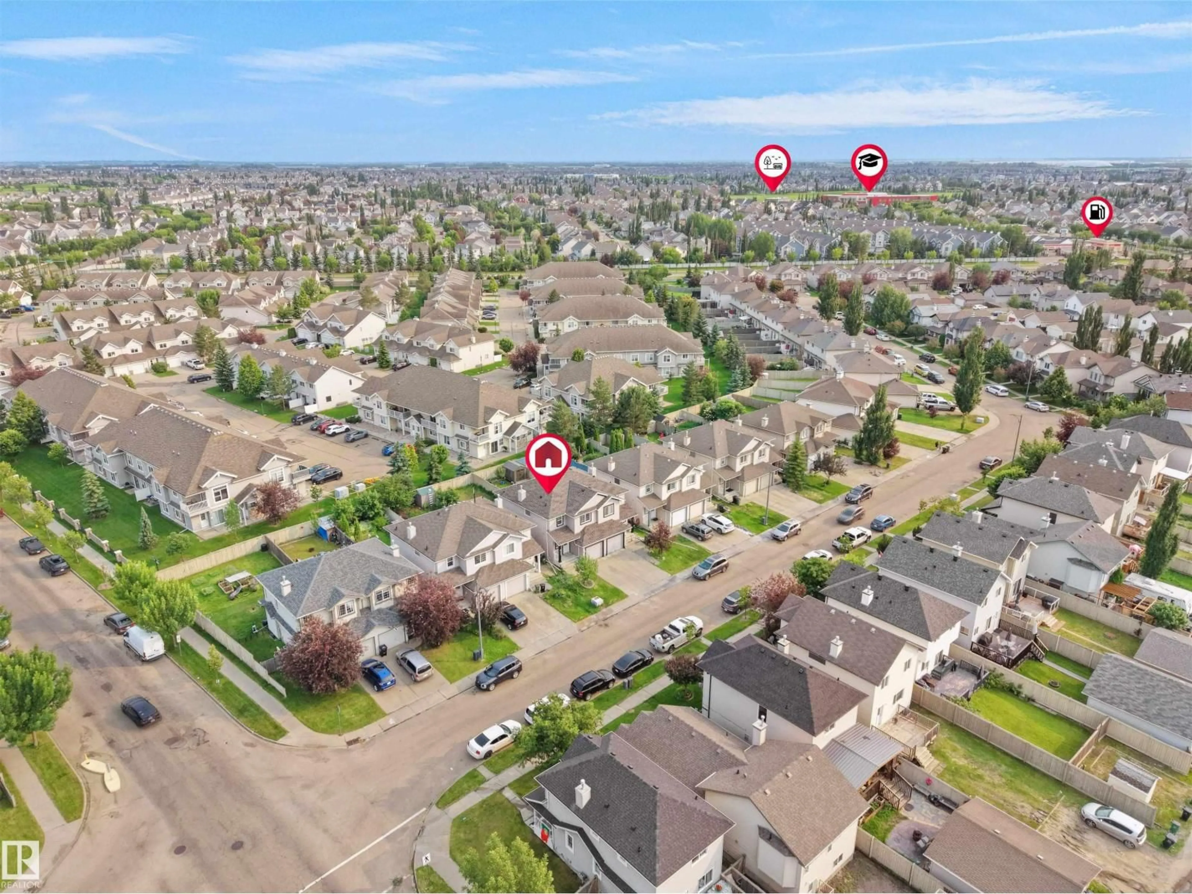 A pic from outside/outdoor area/front of a property/back of a property/a pic from drone, street for 8111 7 AV SW, Edmonton Alberta T6X1L9