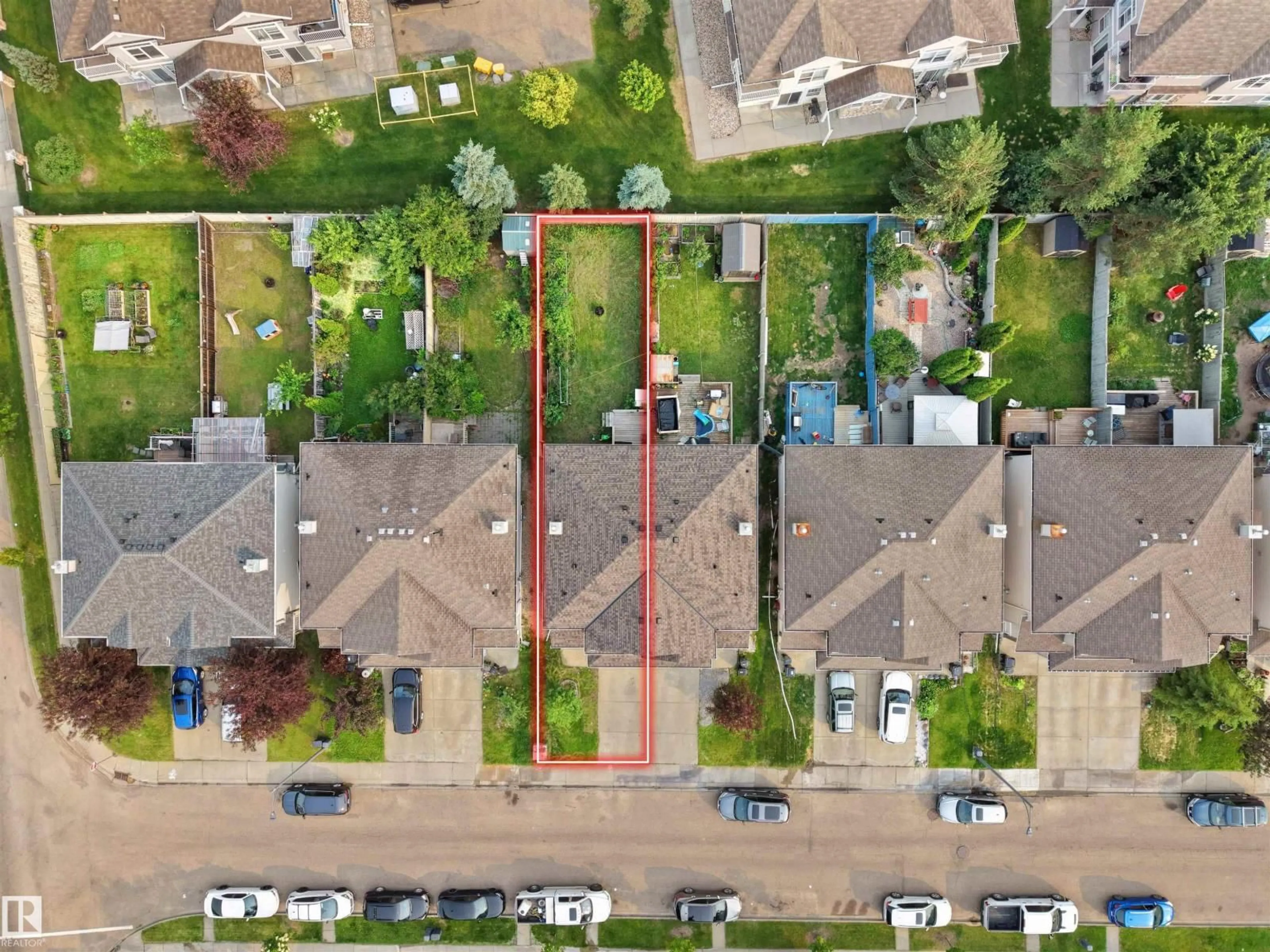 A pic from outside/outdoor area/front of a property/back of a property/a pic from drone, street for 8111 7 AV SW, Edmonton Alberta T6X1L9