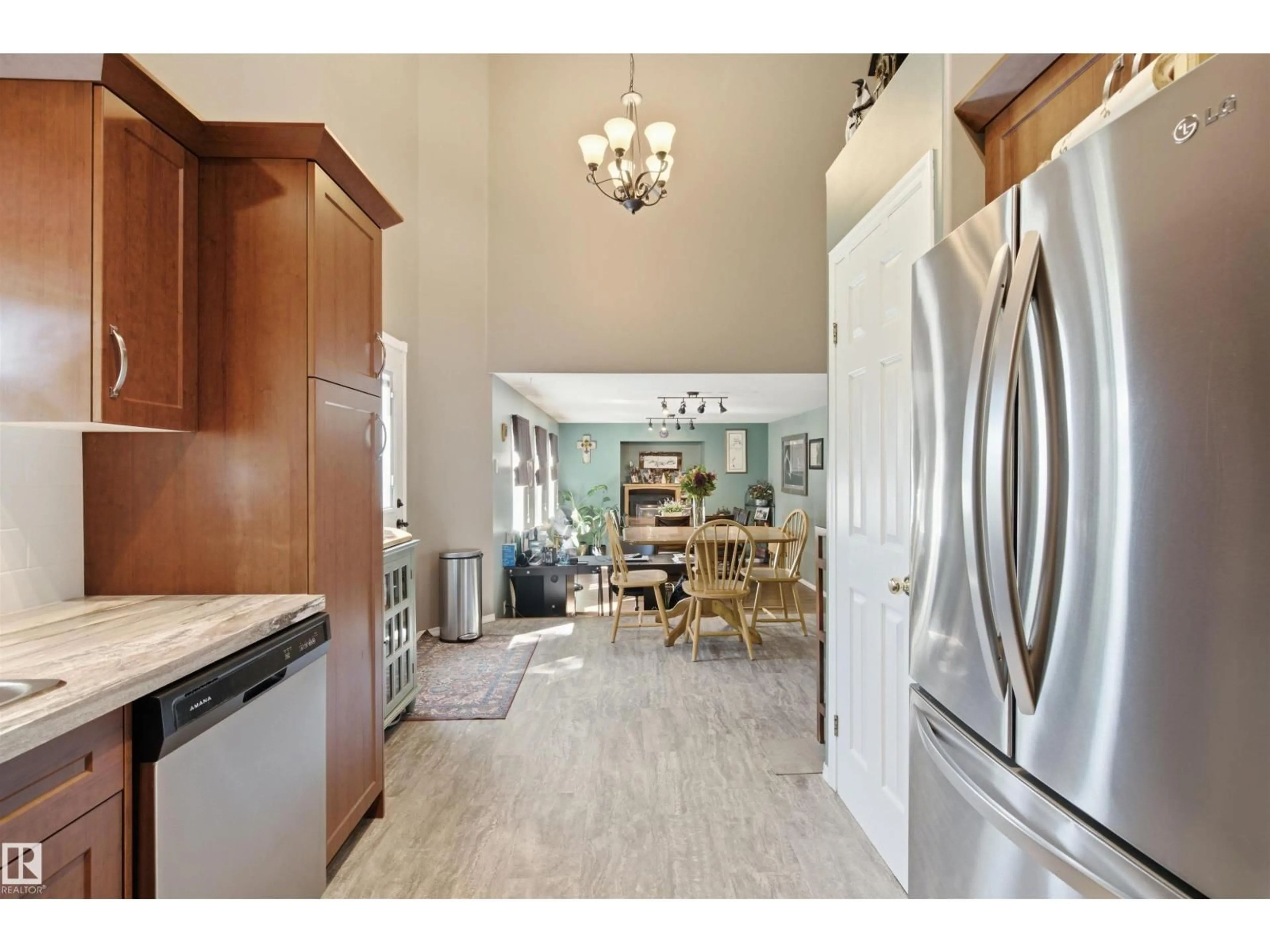 Open concept kitchen, ceramic/tile floor for 5214 49 STREET, Bonnyville Town Alberta T9N2H1