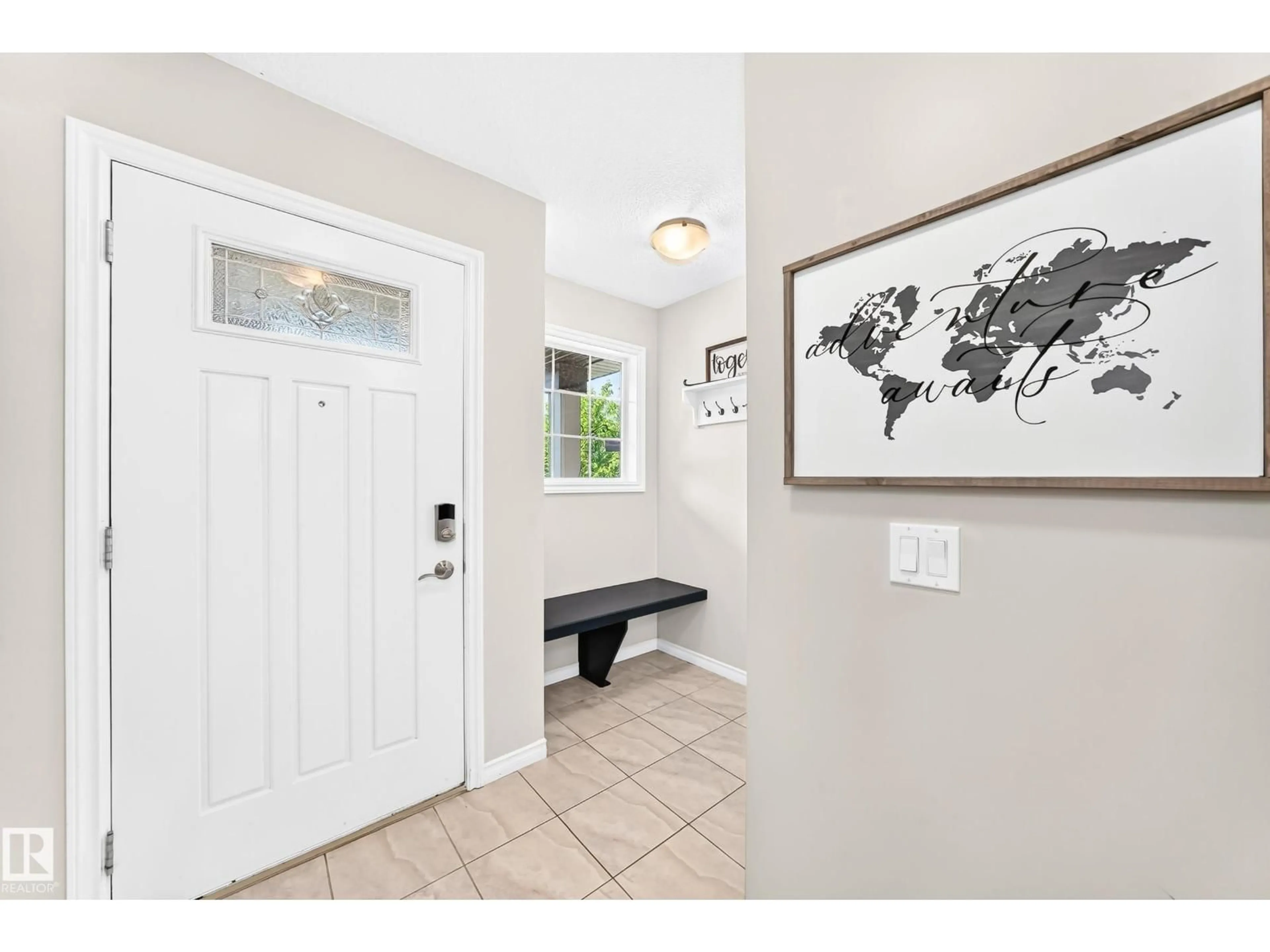 Indoor entryway for 7481 ELLESMERE WY, Sherwood Park Alberta T8H0P6