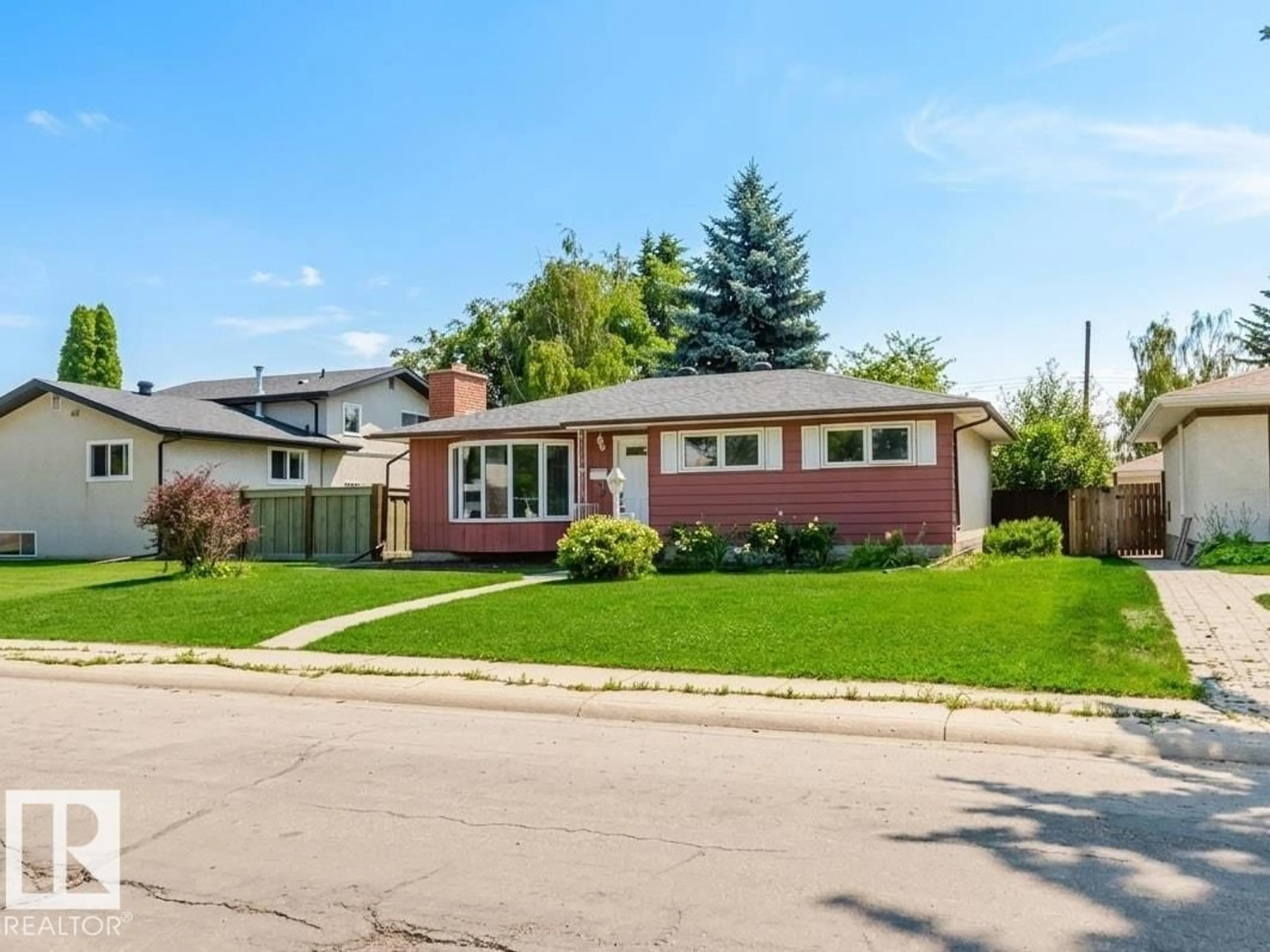 Home with brick exterior material, street for 11115 39A AV, Edmonton Alberta T6J0N6