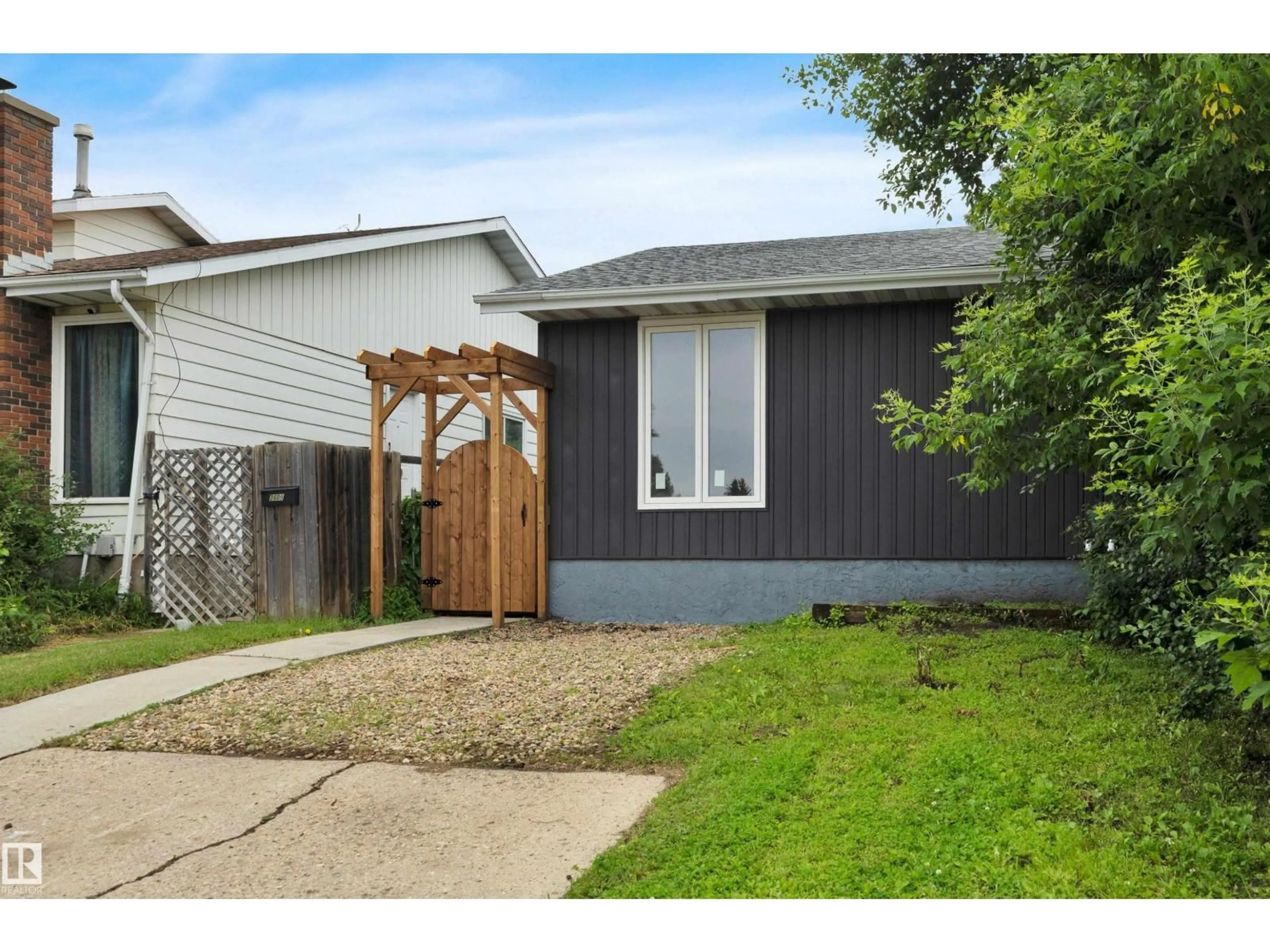 Unknown for 3607 53 STREET, Wetaskiwin Alberta T9A2K6