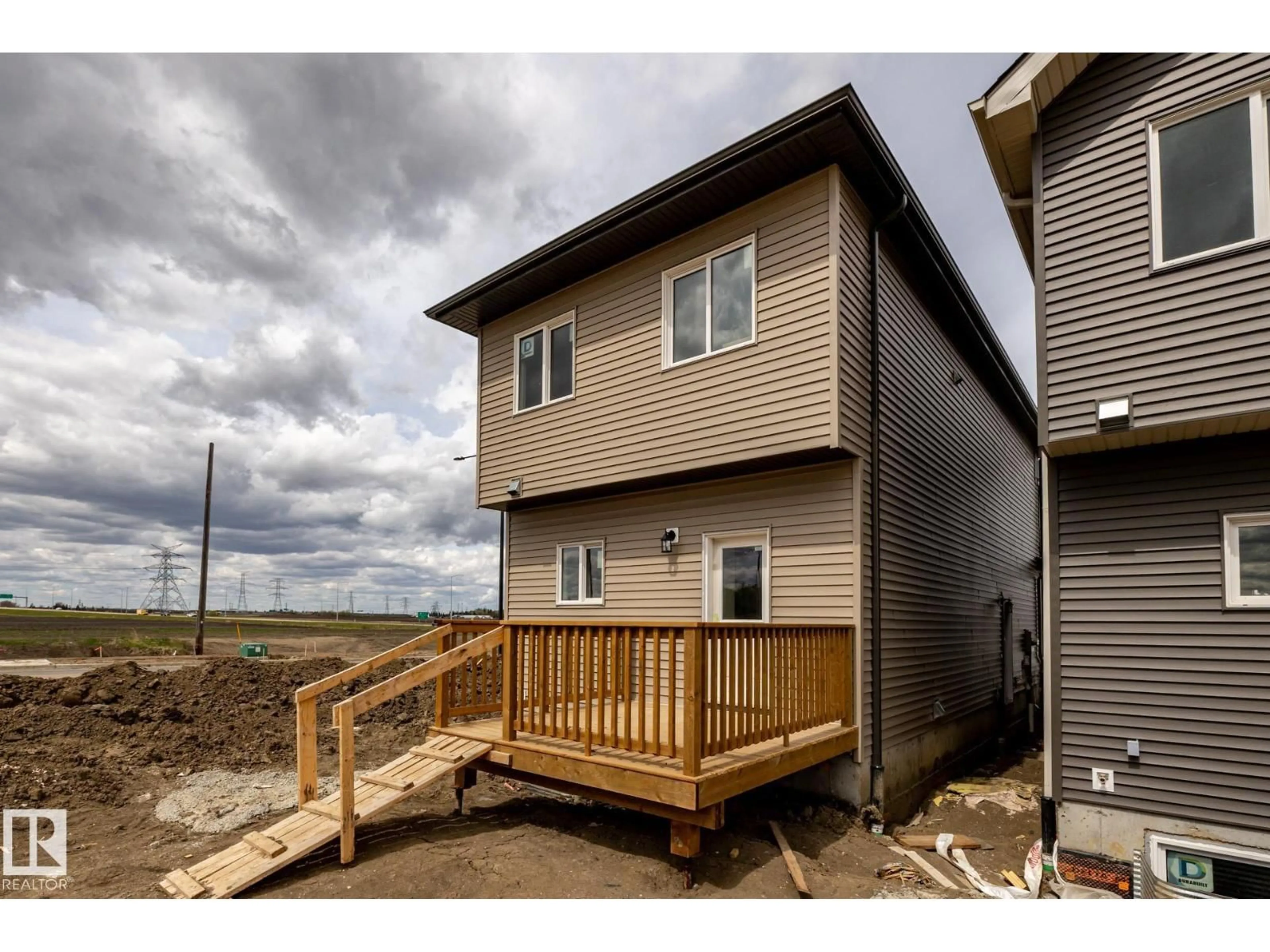 Unknown for NE - 207 157 AV, Edmonton Alberta T5Y6K8