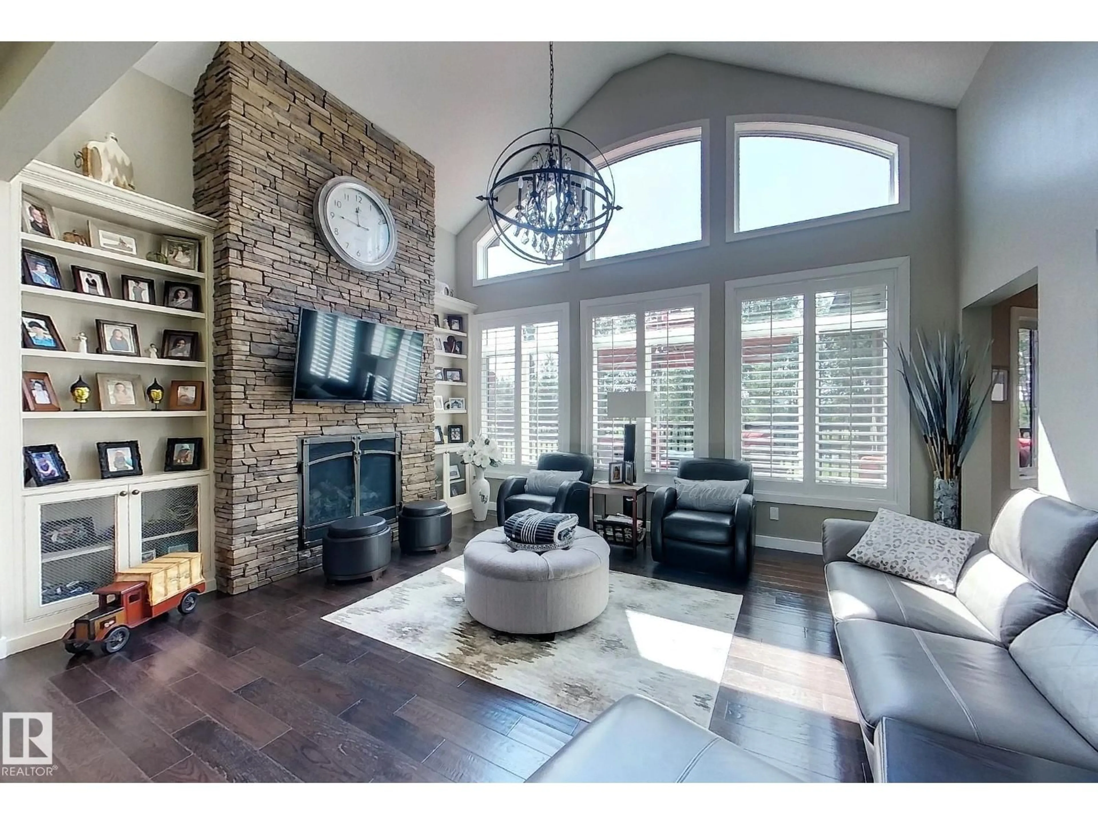 Living room with furniture, unknown for 6663 15 AVE, Edson Alberta T7E1S3