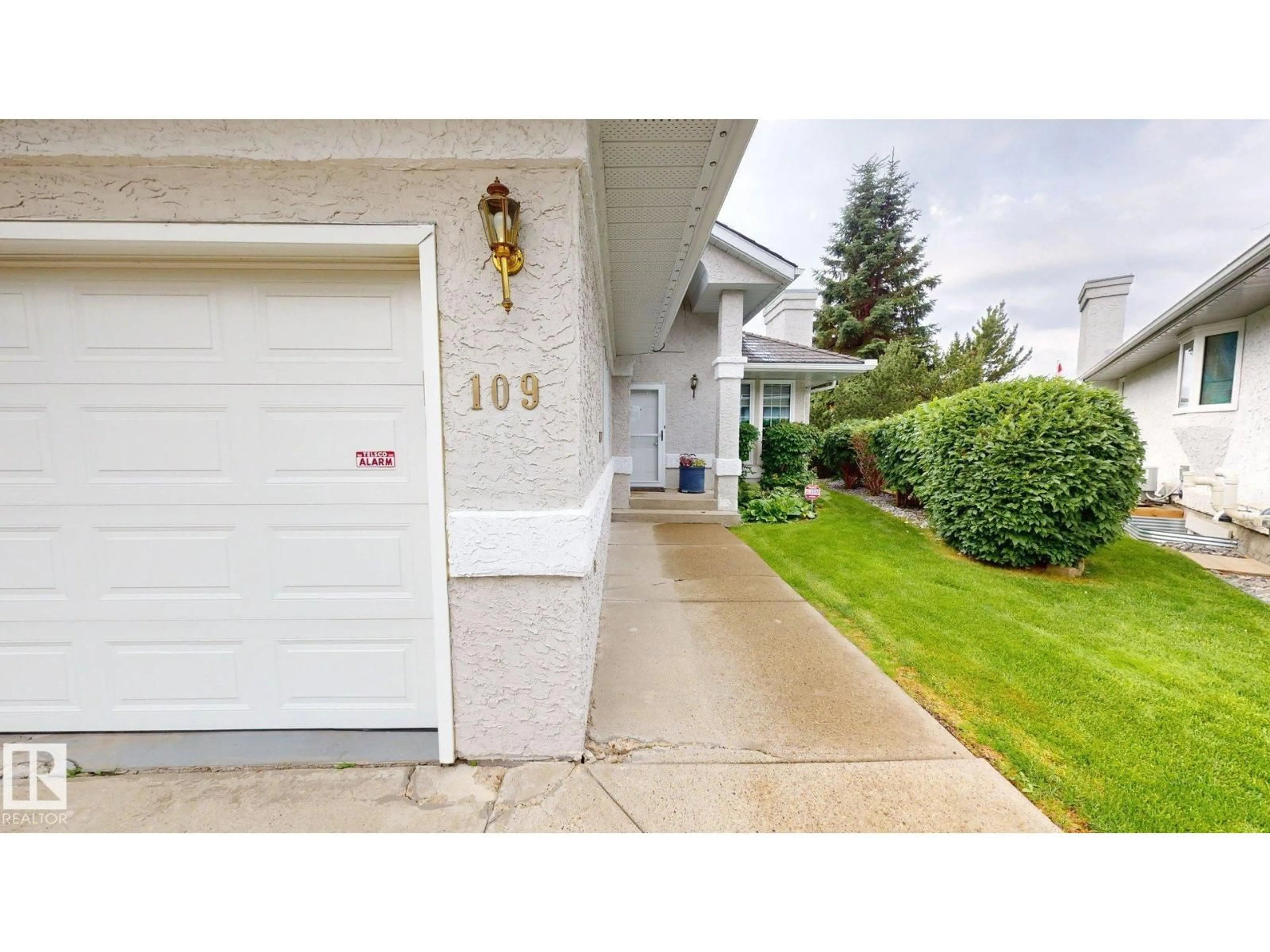 Unknown for 109 IRONWOOD PL, Edmonton Alberta T6J6R4