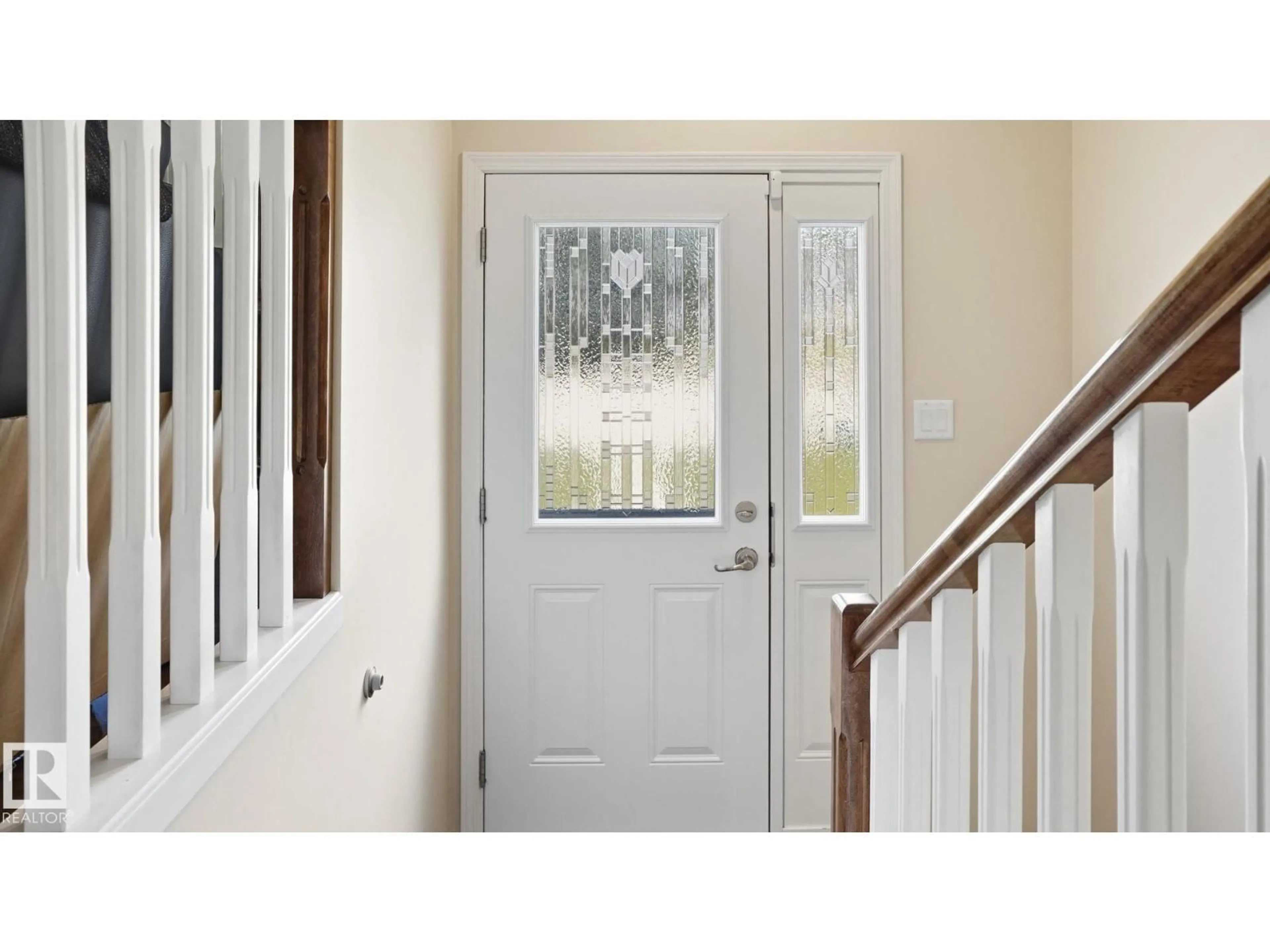 Indoor entryway for 4515 41A AV, Leduc Alberta T9E4Z2