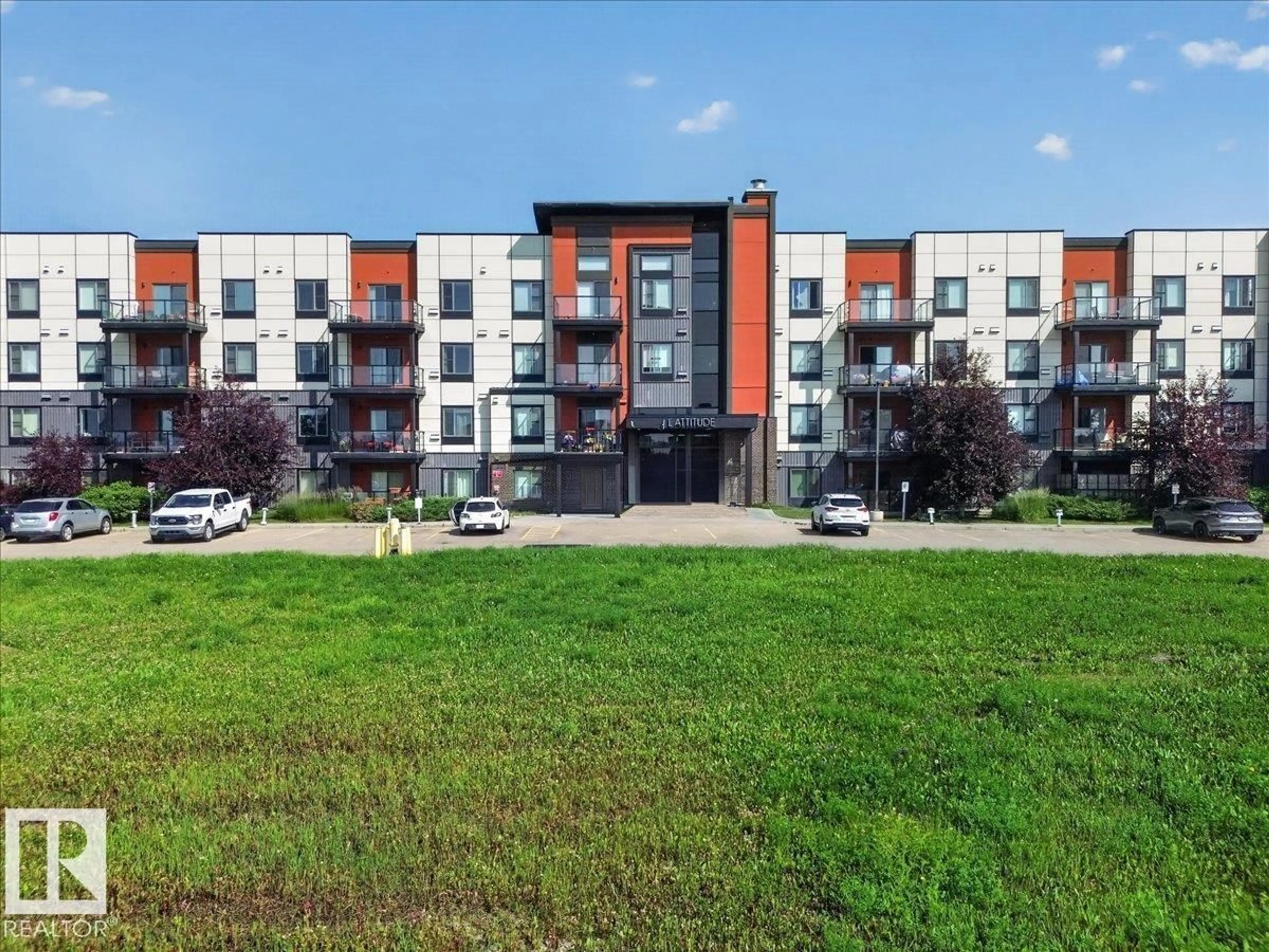 A pic from outside/outdoor area/front of a property/back of a property/a pic from drone, building for 106 - 320 AMBLESIDE LI, Edmonton Alberta T6W0V4