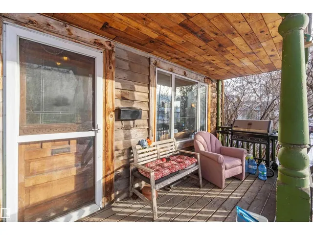 NW - 10207 88 ST, Edmonton 4