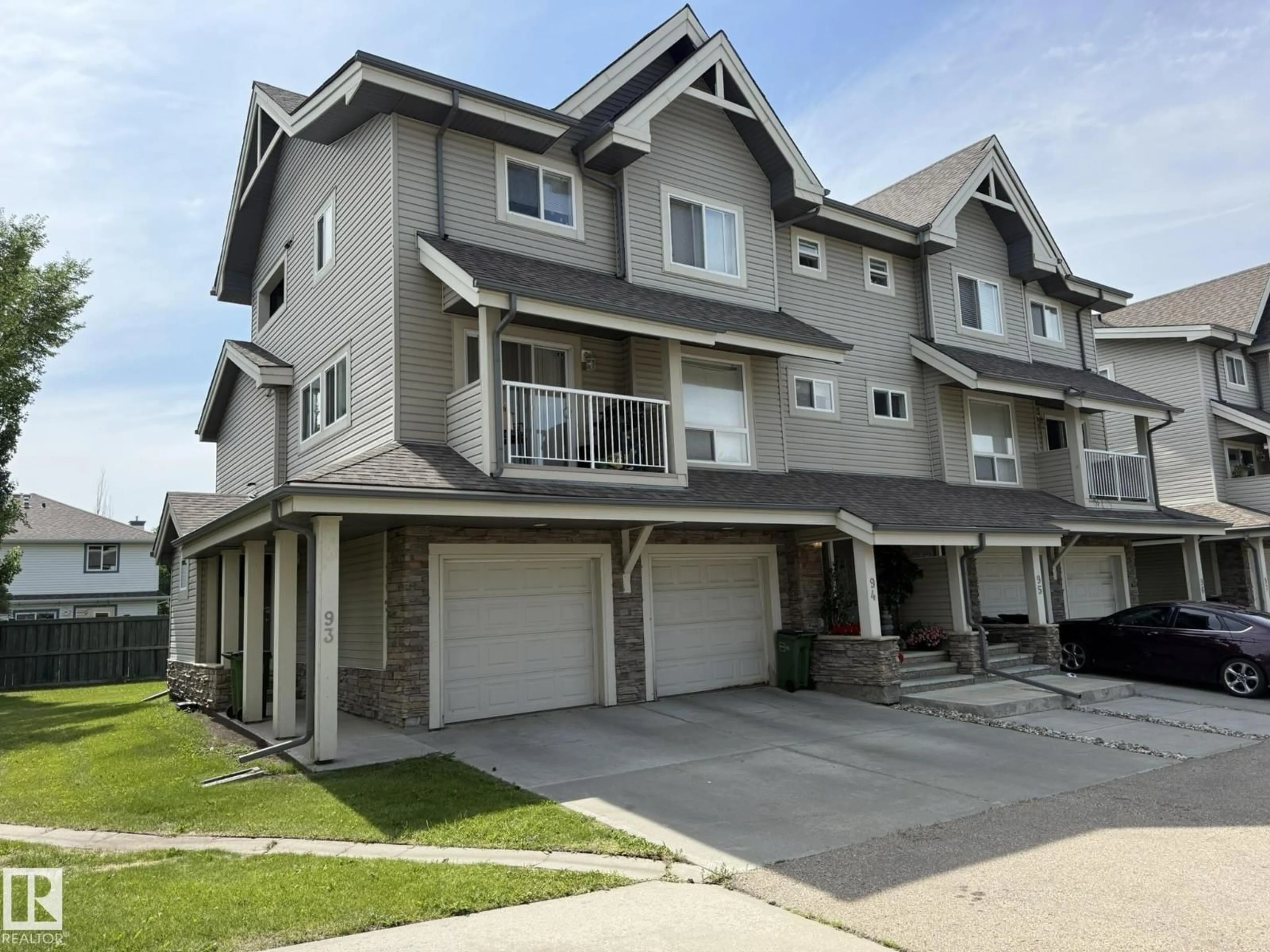 Unknown for 93 12050 17 AV SW, Edmonton Alberta T6W1X4