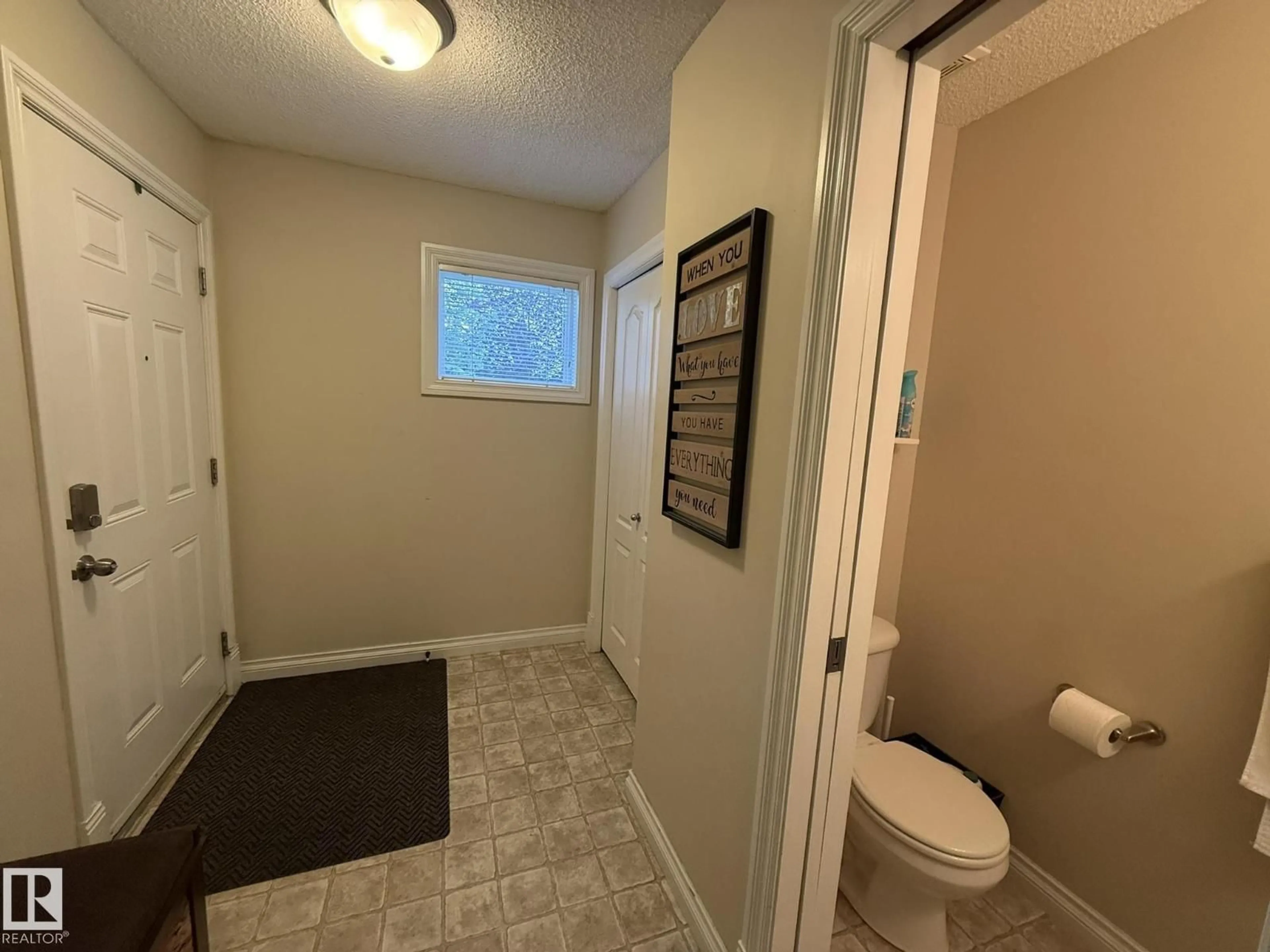 A pic of a room for 93 12050 17 AV SW, Edmonton Alberta T6W1X4
