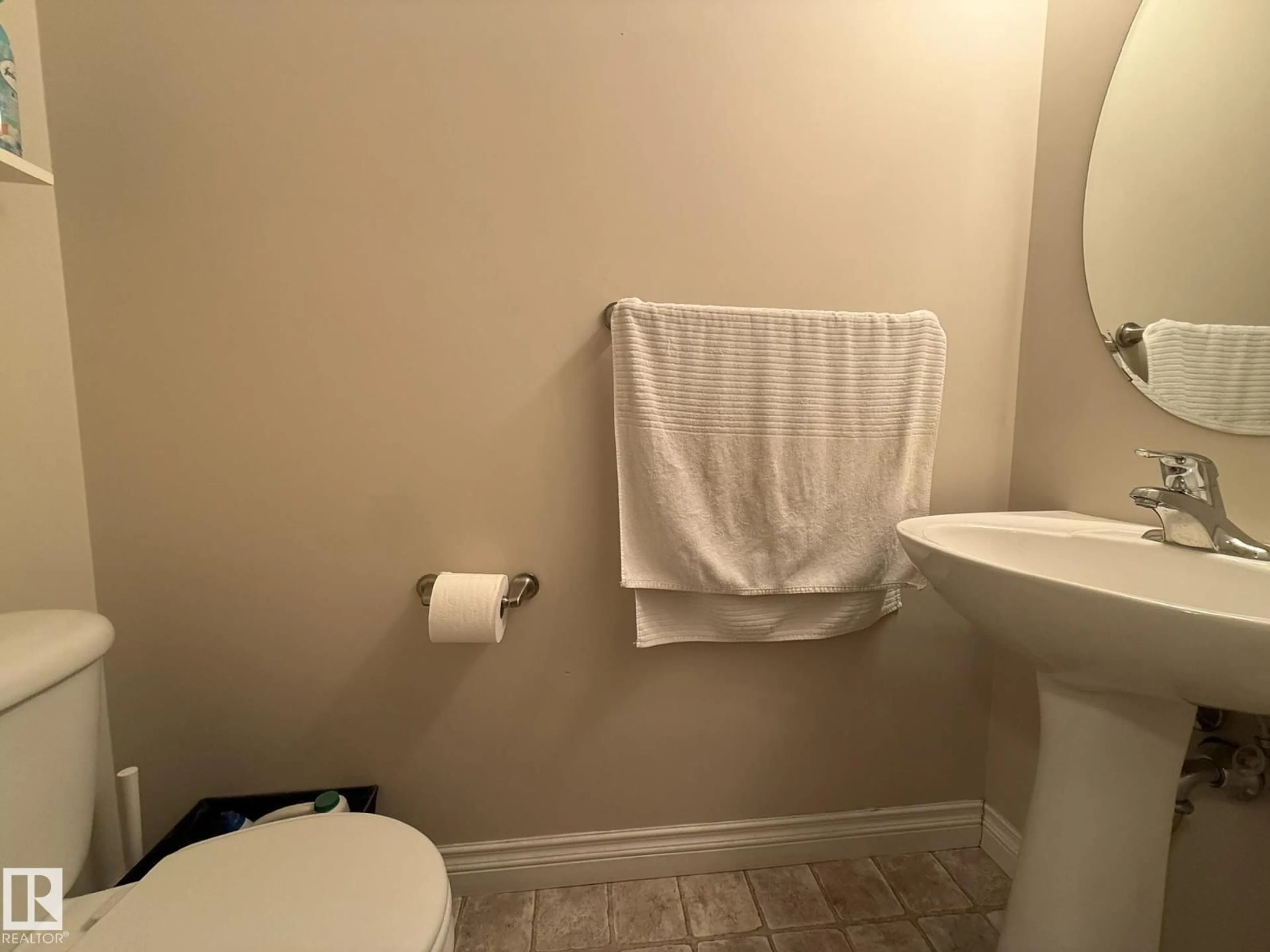 Standard bathroom, unknown for 93 12050 17 AV SW, Edmonton Alberta T6W1X4