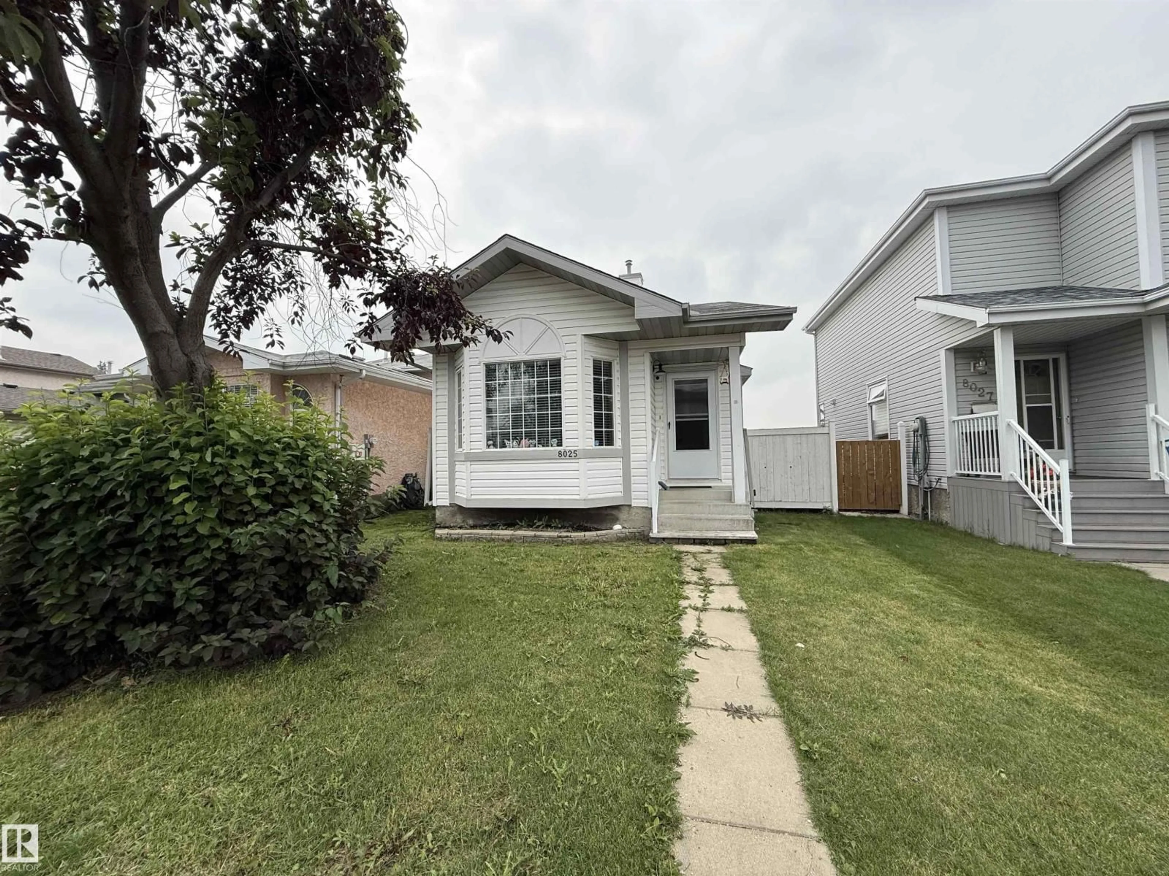 Unknown for 8025 15A AV, Edmonton Alberta T6K4E2