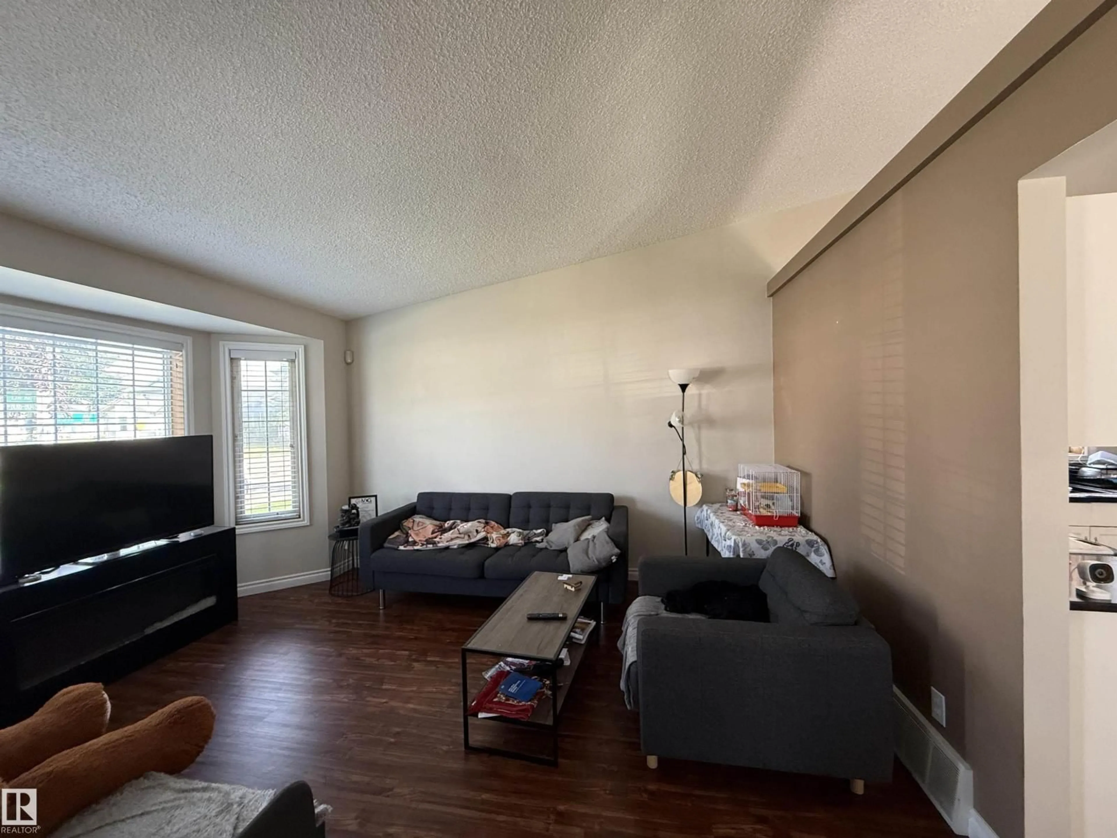 A pic of a room for 8025 15A AV, Edmonton Alberta T6K4E2