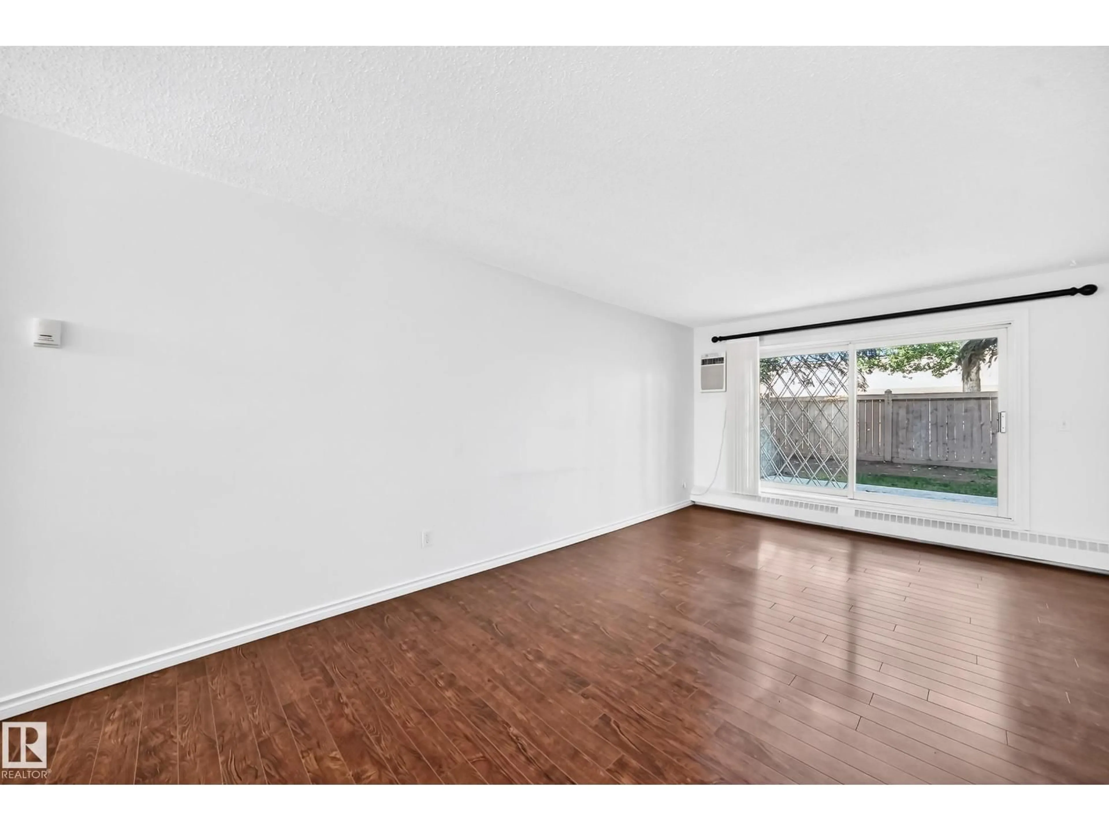A pic of a room for #109 - 10945 21 AV, Edmonton Alberta T6J6R3