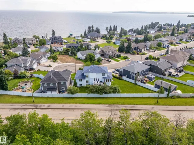 905 26 ST, Cold Lake 2